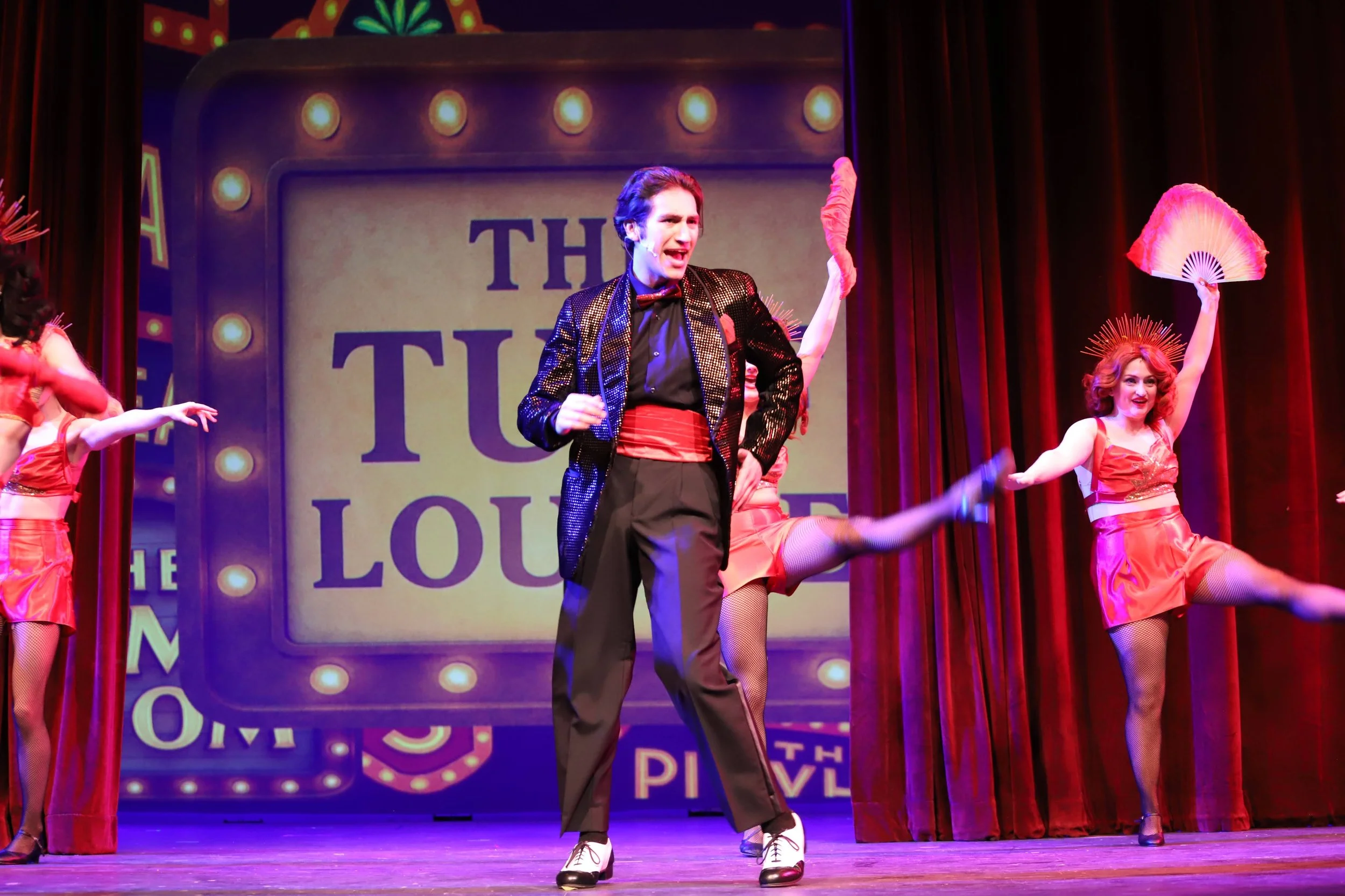 G Alvarado as Ted Hanover in Holiday inn