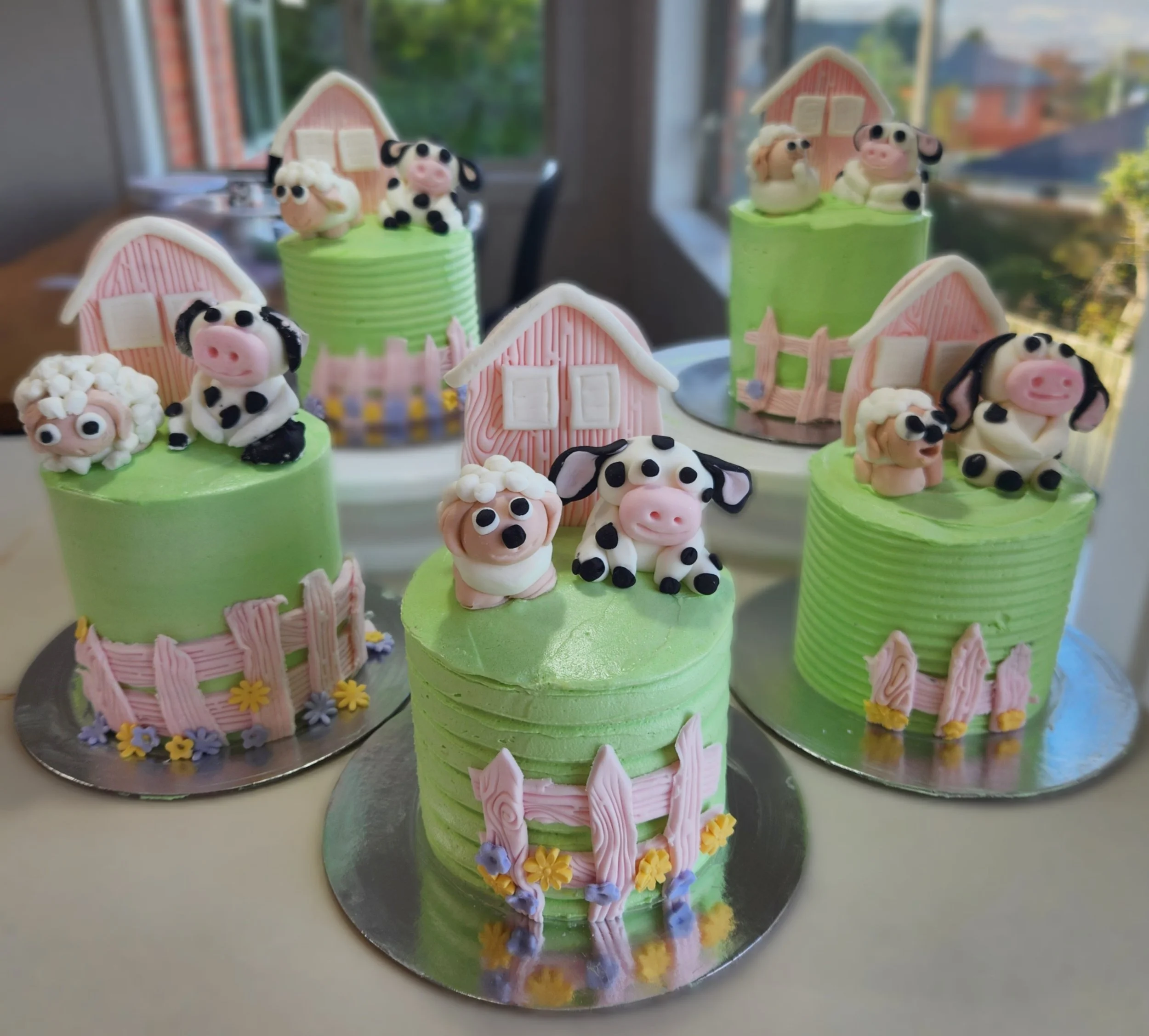 Farmlands cake party
