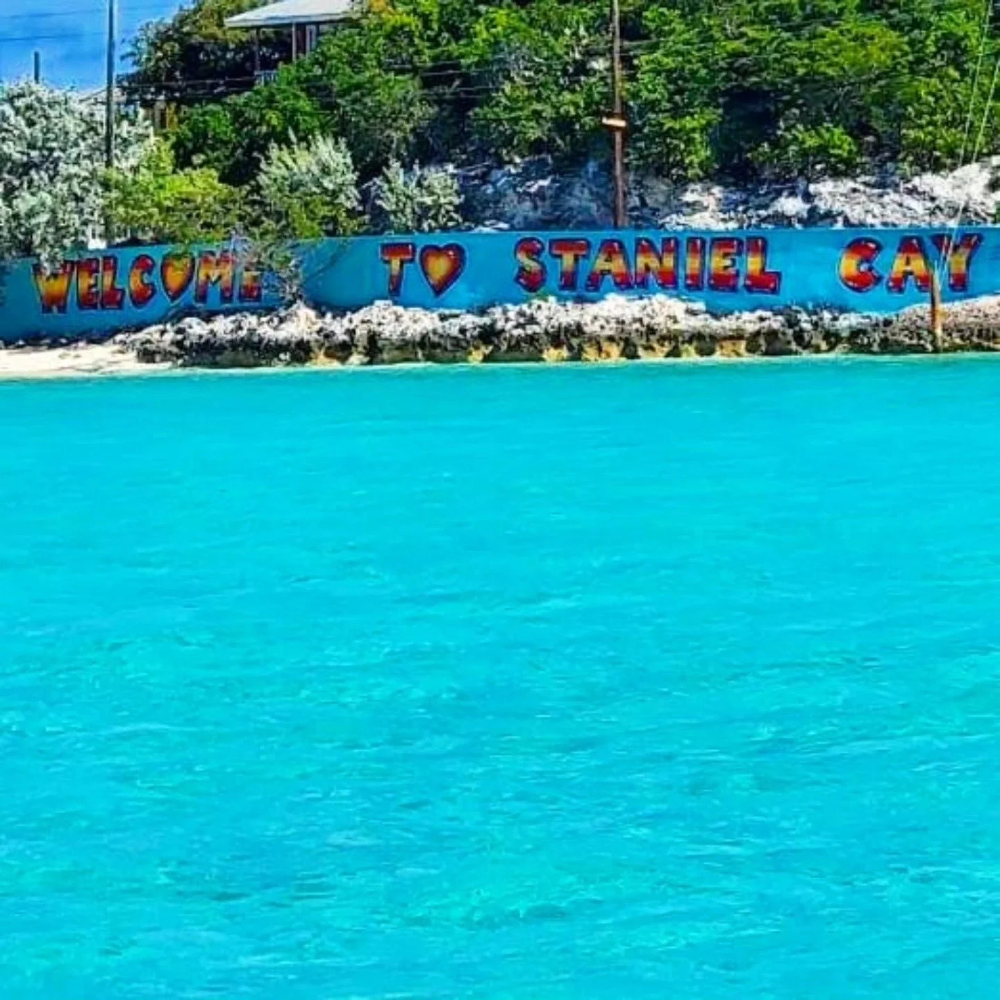 🌞 SUMMER ON STANIEL! 🌞 Headed to paradise soon? 🏝 We&rsquo;re excited for you and want to help kick off your trip with a little island love! 💙 Want a welcome treat when you arrive? 🎁 Here&rsquo;s how to get it:

🌸 1. COMMENT below with your Sta