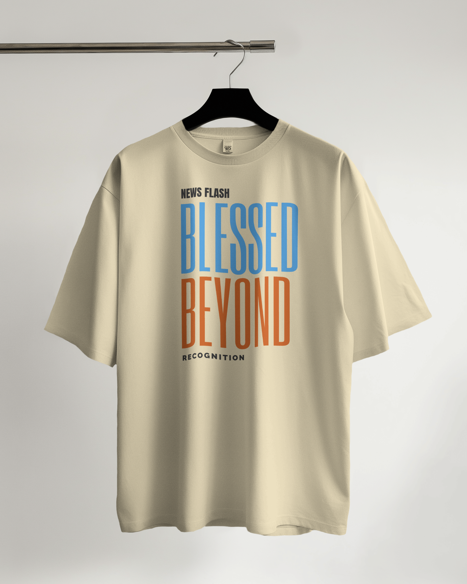 tshirt-mockup-hanging-on-hanger-for-photoshoot-0304 (12).png