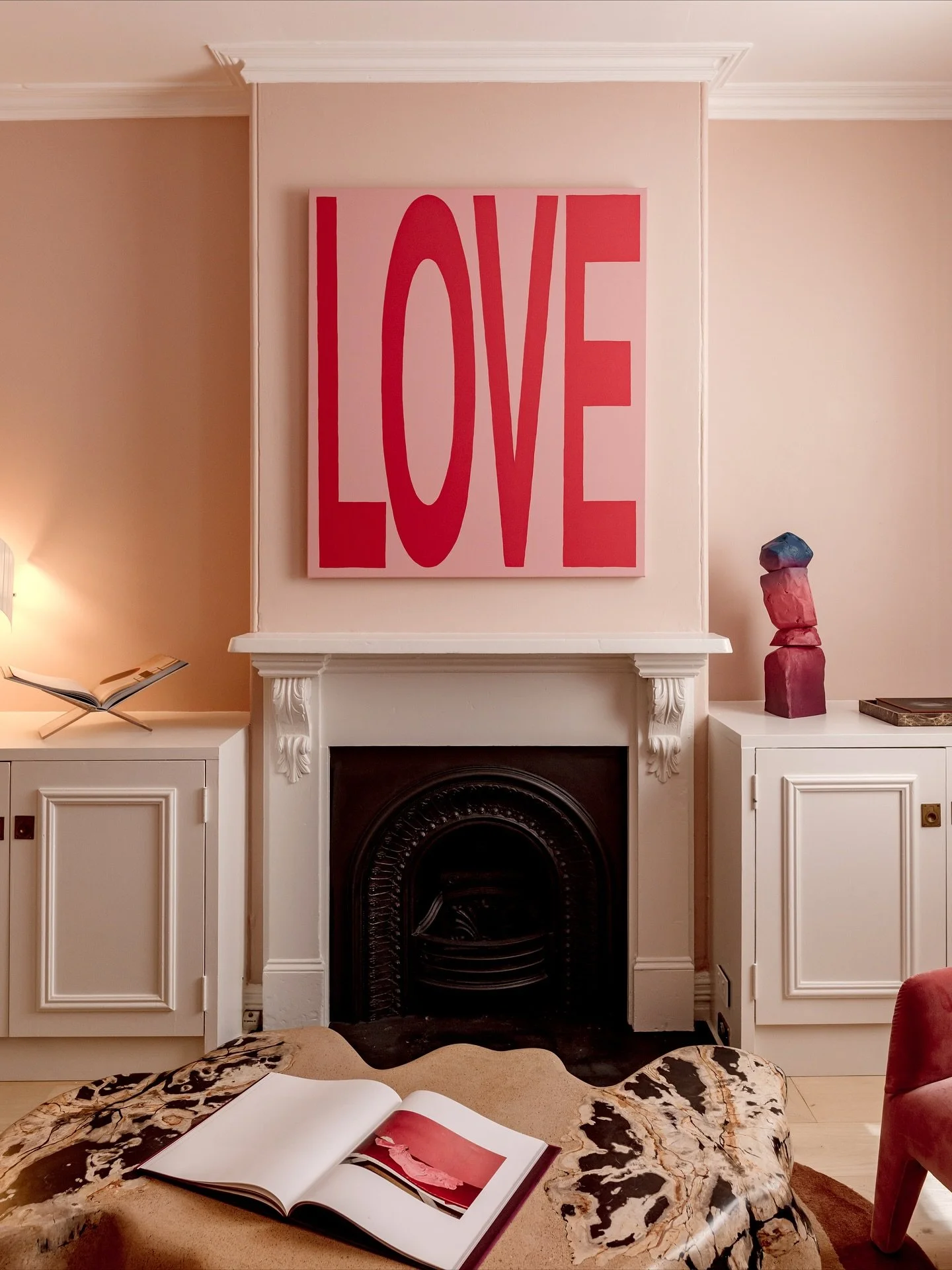 PADDINGTON TERRACE

I am SO elated to bring this project to you - Dolly - named after the princess of the house (Charlotte) and an epic @rick_carlino artwork. She&rsquo;s pretty, she&rsquo;s pink. So many people contributed to this little jewel box o