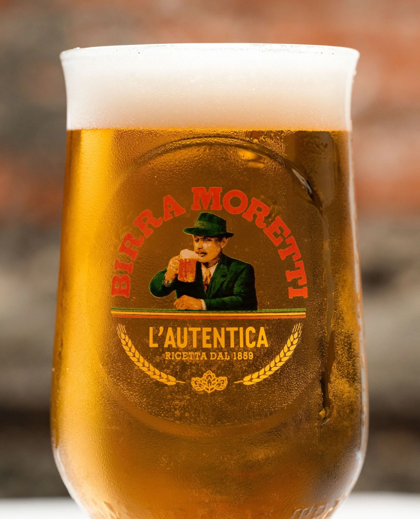 There's nothing like the first sip of a perfectly poured, cold pint of Birra Moretti at Ronnie's. Join us for Aperitivo Hour - Tuesday to Friday, 4-6pm (Monday 5-6pm). Pints from $12, cocktails from $15, and plenty more to choose from.⁠
⁠
#RonniesMel