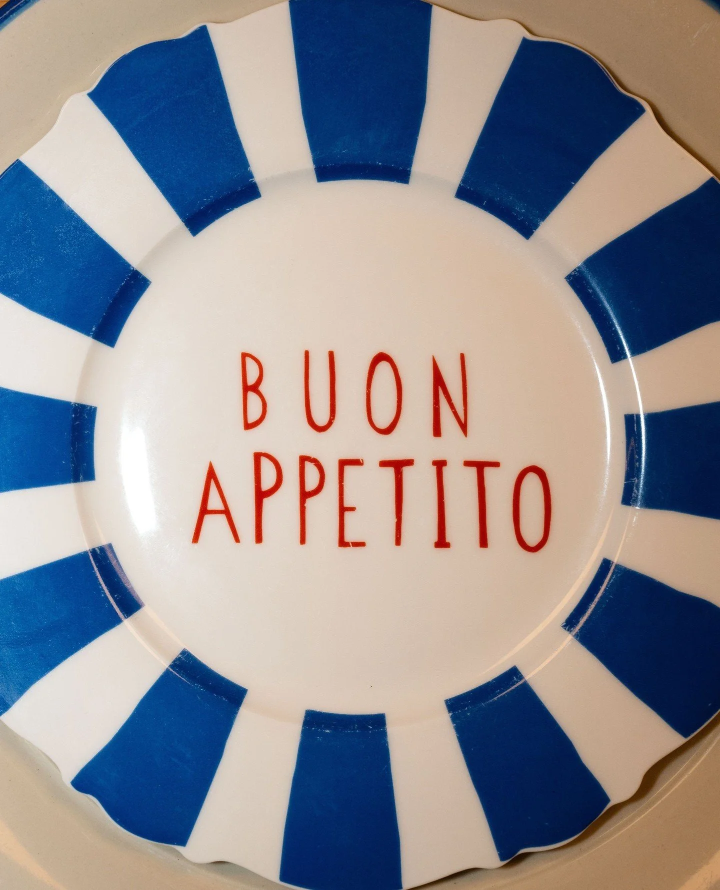 Buon appetito. Pasta, parmigiana, wine - the holy trinity.⁠
⁠
#RonniesMelbourne #ItalianInspired #MelbourneDining #MelbourneFood #WineAndDine #CBDDrinks