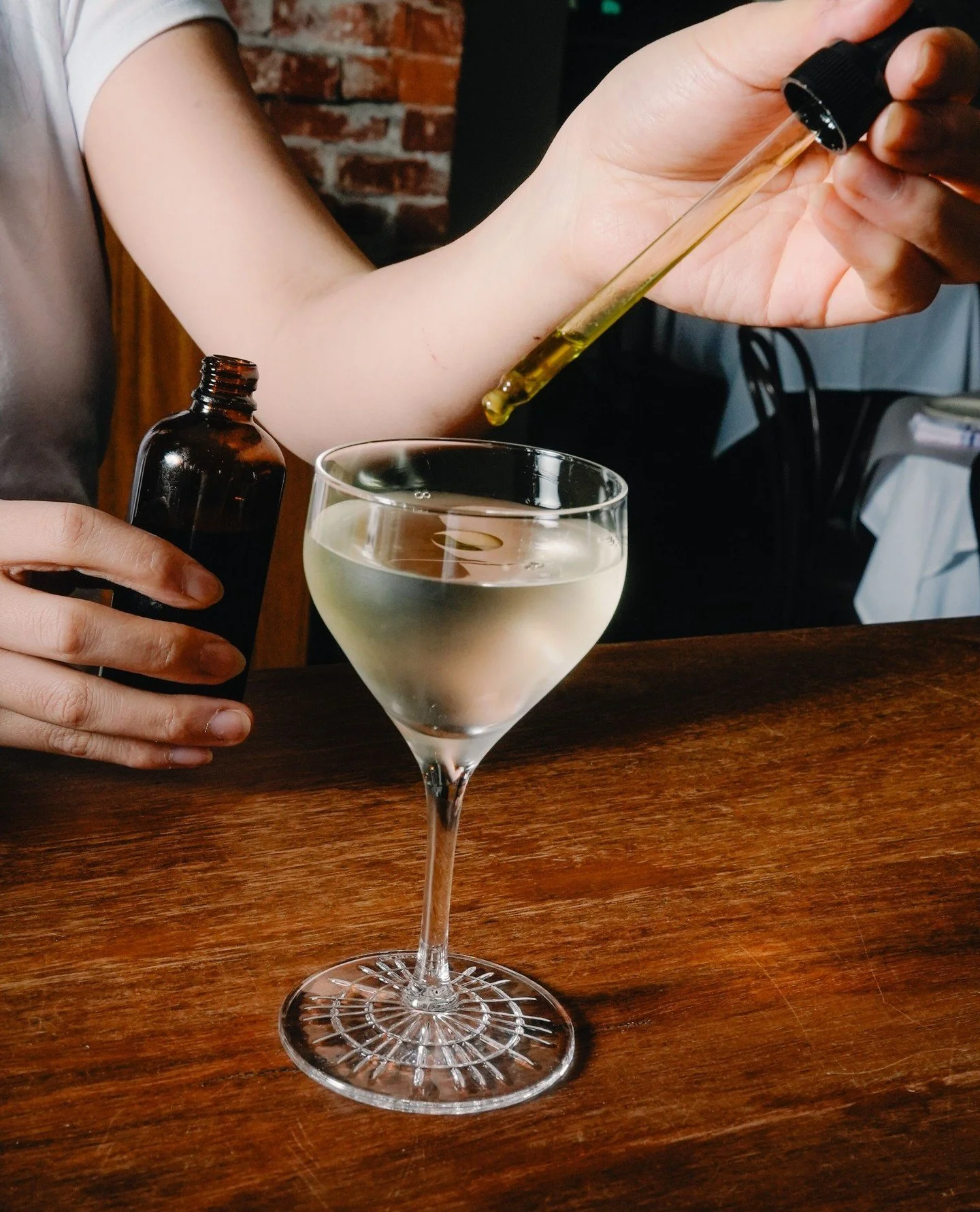 Ronnie's re-opens this Tuesday, January 6, for dinner only until Saturday, January 10. So why not ease into the new year with a Fiore Martini - elderflower, Grainshaker vodka and basil oil. A martini with a softer edge.⁠
⁠
#RonniesMelbourne #Melbourn