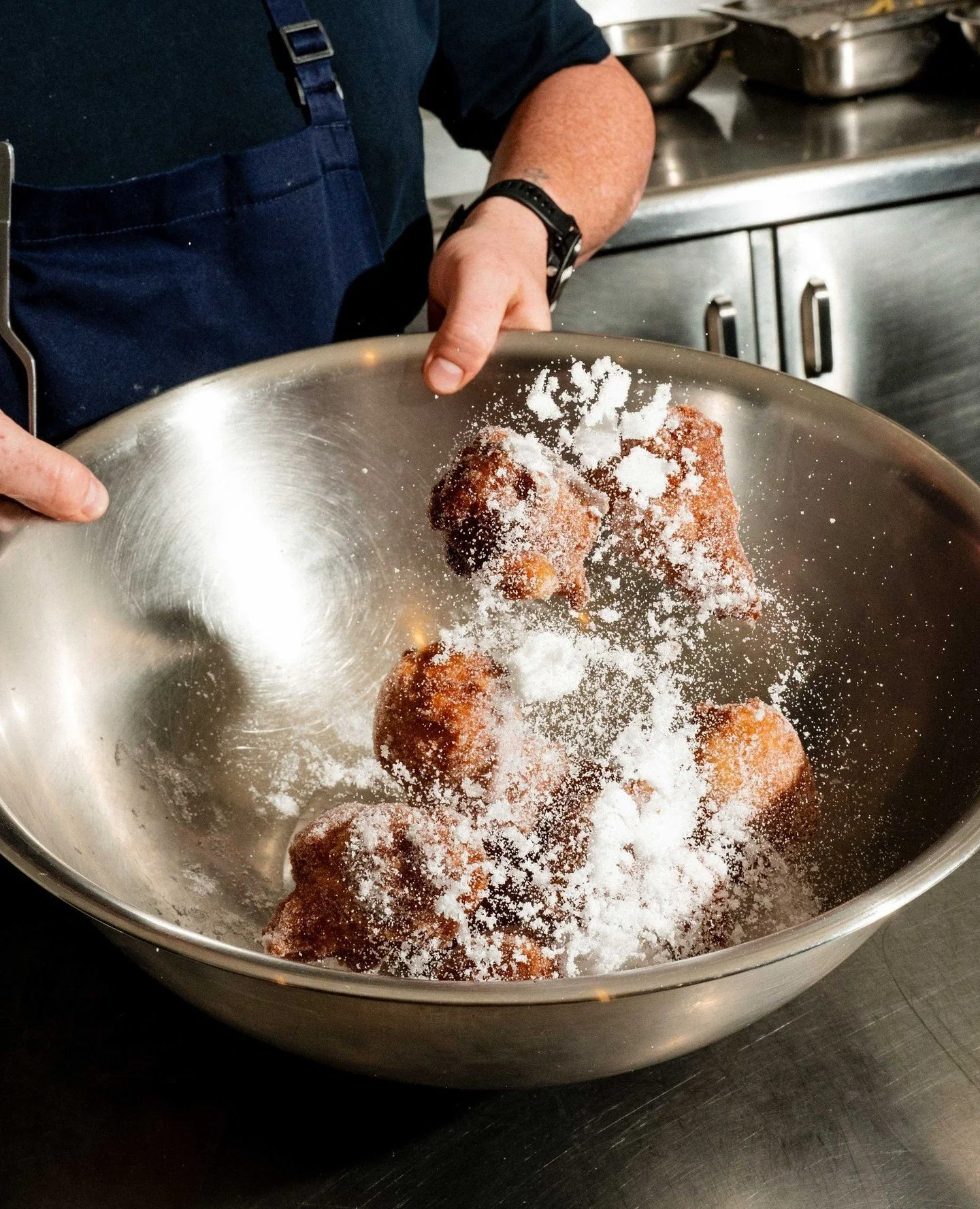 Hot from the fryer, rolled through sugar, jam waiting in the middle. Zeppole &mdash; swipe for the pile.⁠
⁠
#RonniesMelbourne #Zeppole #MelbourneDessert #ItalianDessert #MelbourneRestaurants