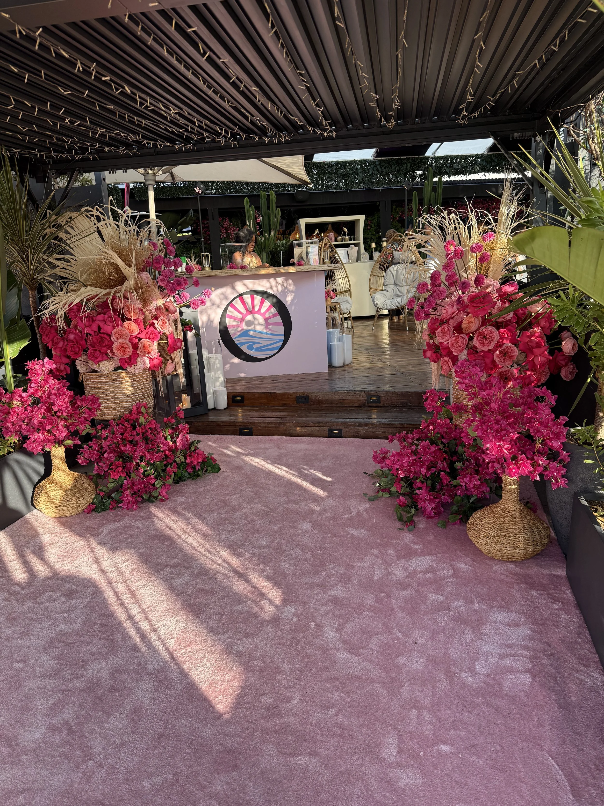 Transform your vision into reality at Paloma Venice with custom event design, branded experiences, stunning décor, and unforgettable holiday parties and private events.