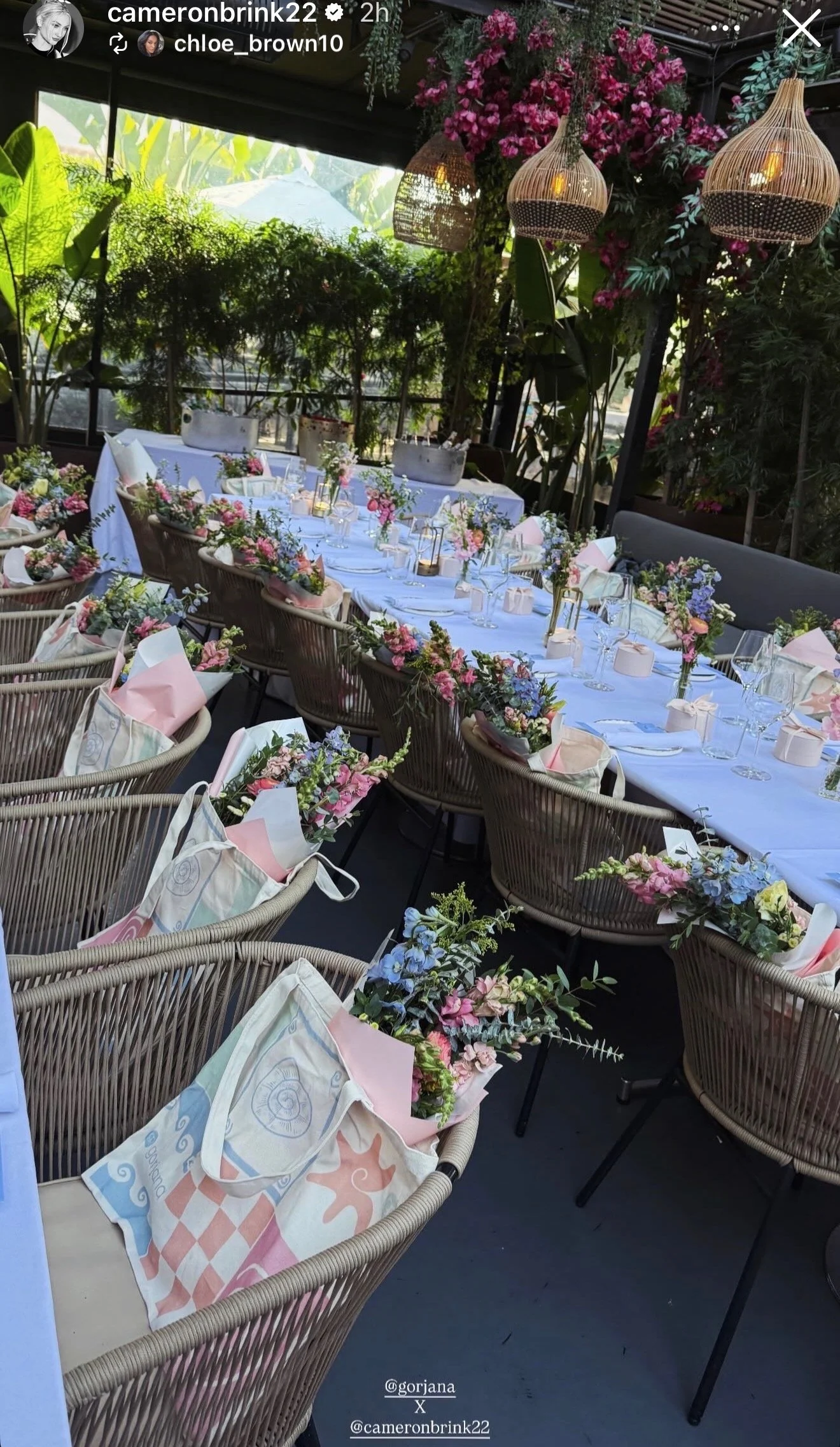 Host unforgettable bridal showers, baby showers, and private celebrations at Paloma Venice with elegant décor, floral details, chef-driven cuisine, and personalized service.