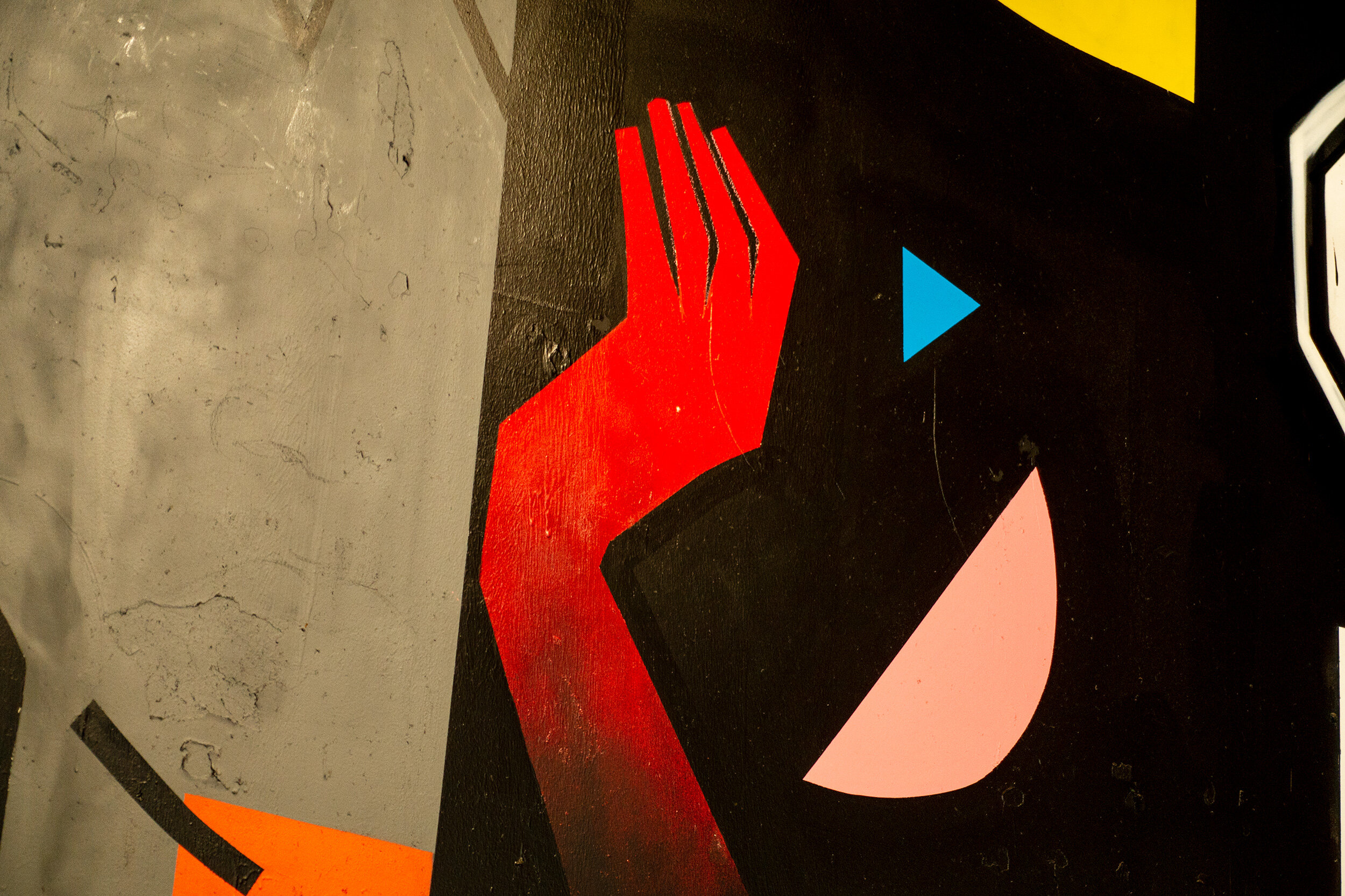 Dendy Cinema carpark, Newtown 2020. Graphic welcome to movie goers by artist unknown (to me).