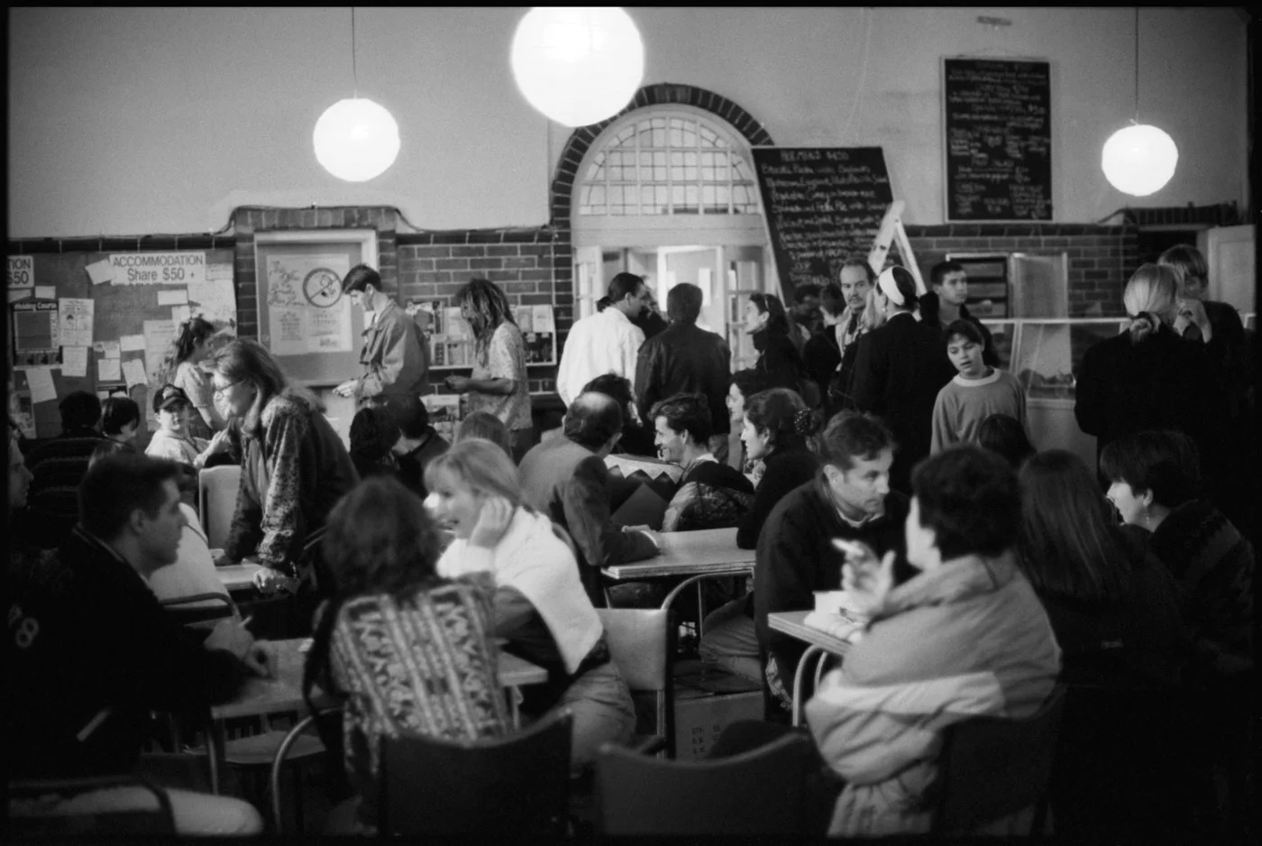 The food hall | 1992 | R33-18