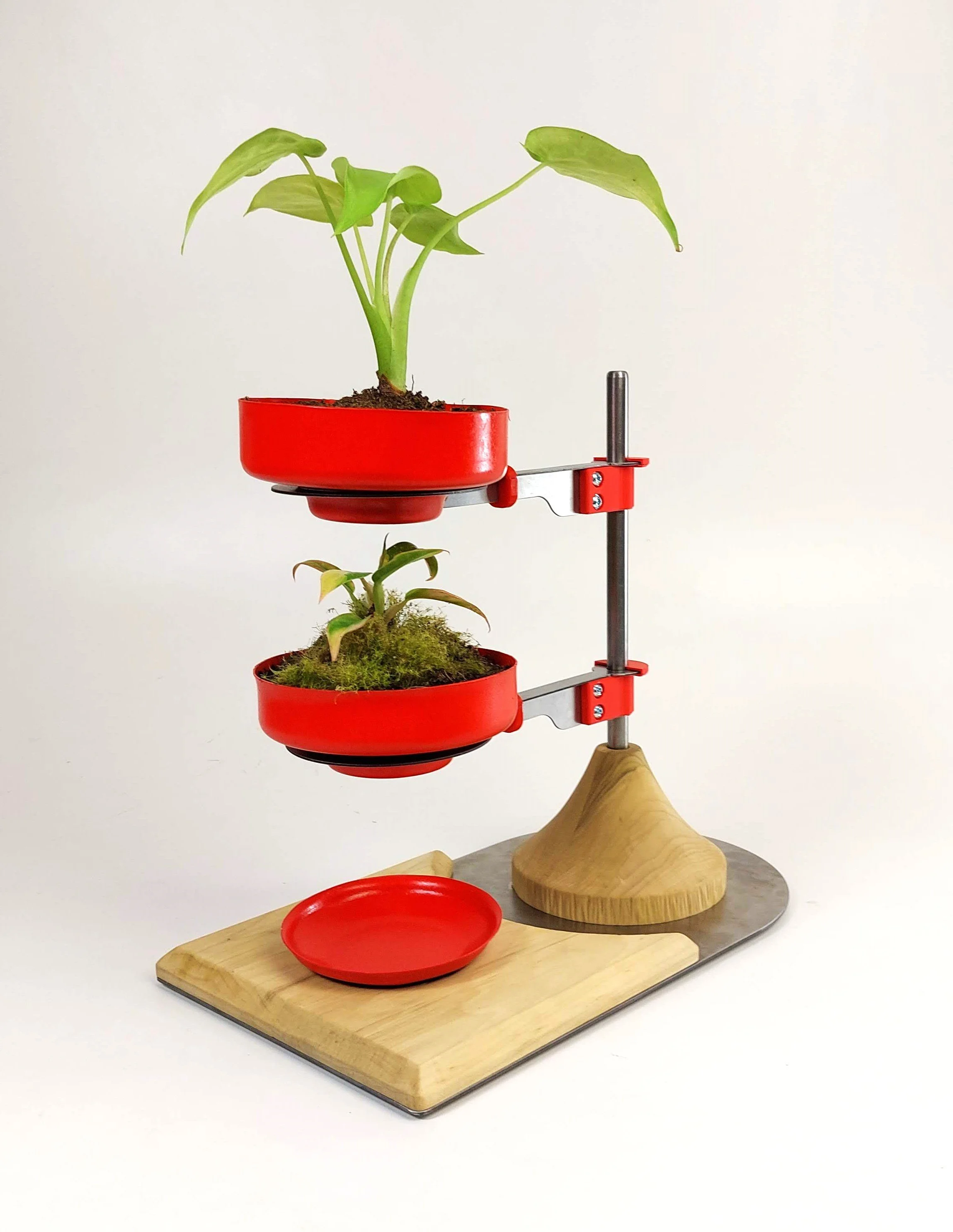 Angled shot of the final planter.