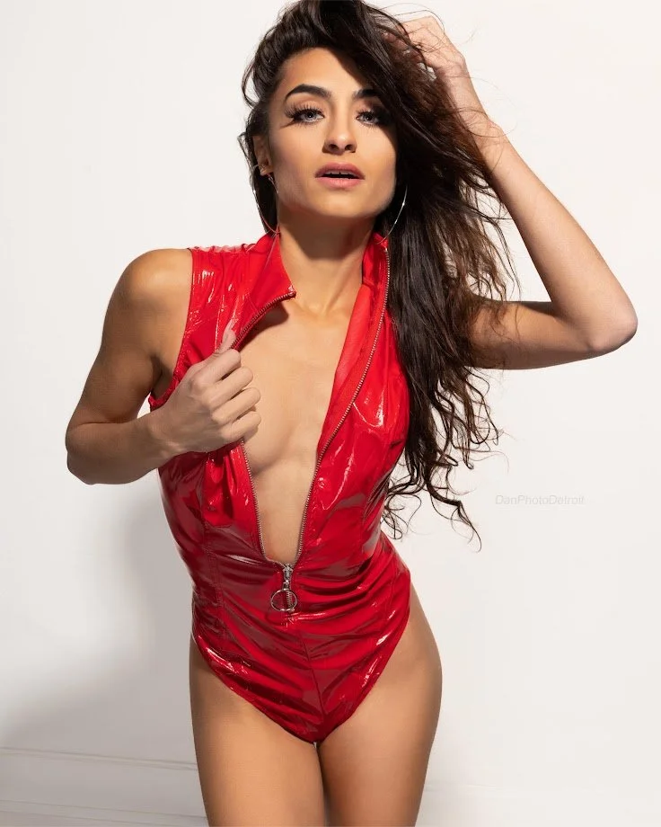 @Dan Photo Detroit and @gypsy_xotic / Detroit