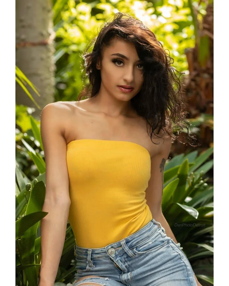 @Dan Photo Detroit and @gypsy_xotic / Detroit