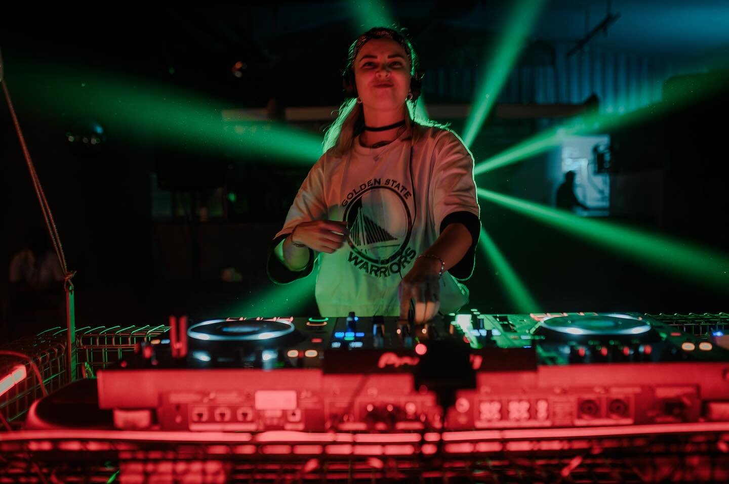 A launch, a lineup, a night to remember.

#thisbreaksus #voycerecords #compilation #voyce #voycegoa #recordingstudio #musicproduction #coworking #artist #musictech #musicbusiness #futuremusic #music #electronicmusic