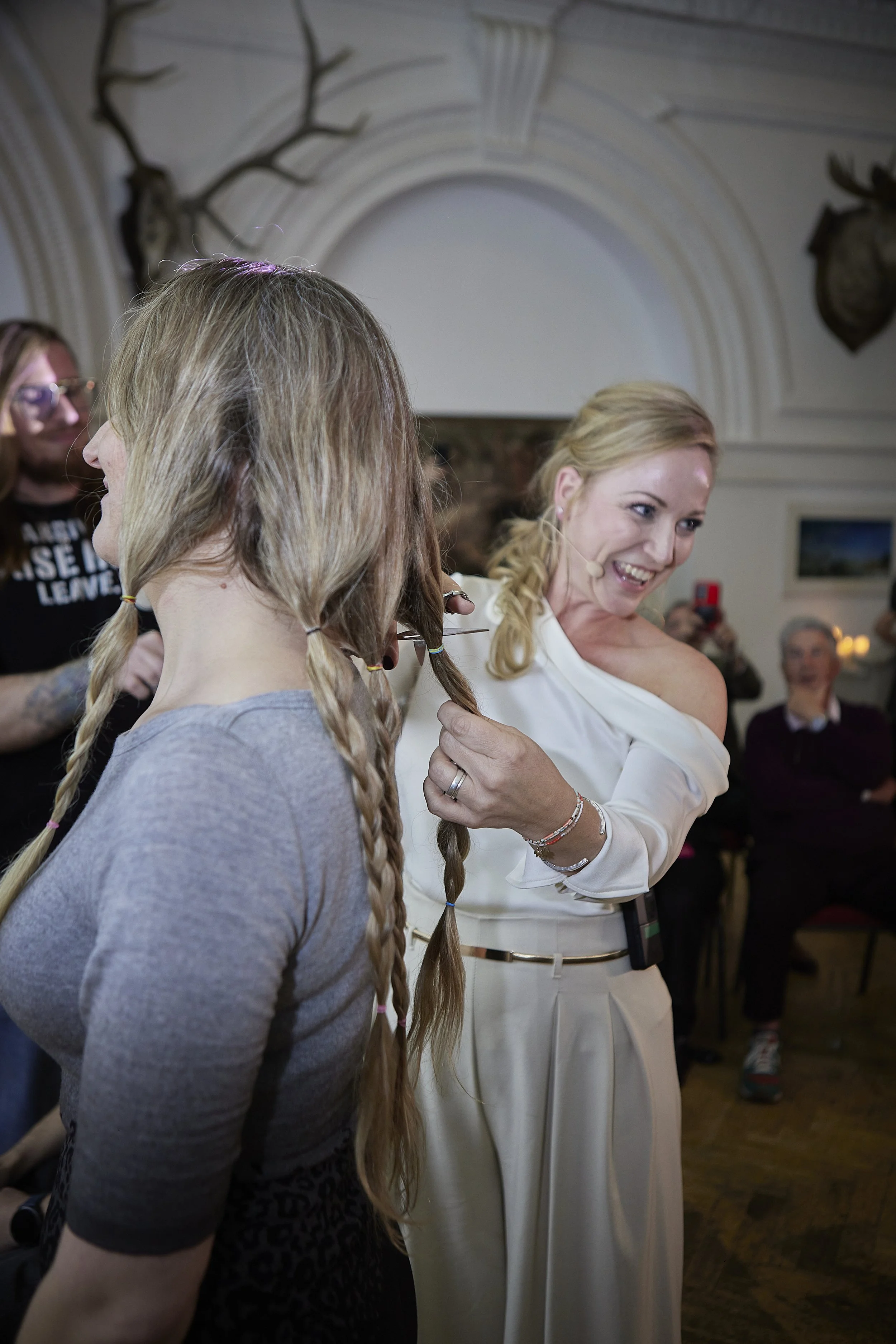 Haarspendehelden_Event_251016_105.jpg