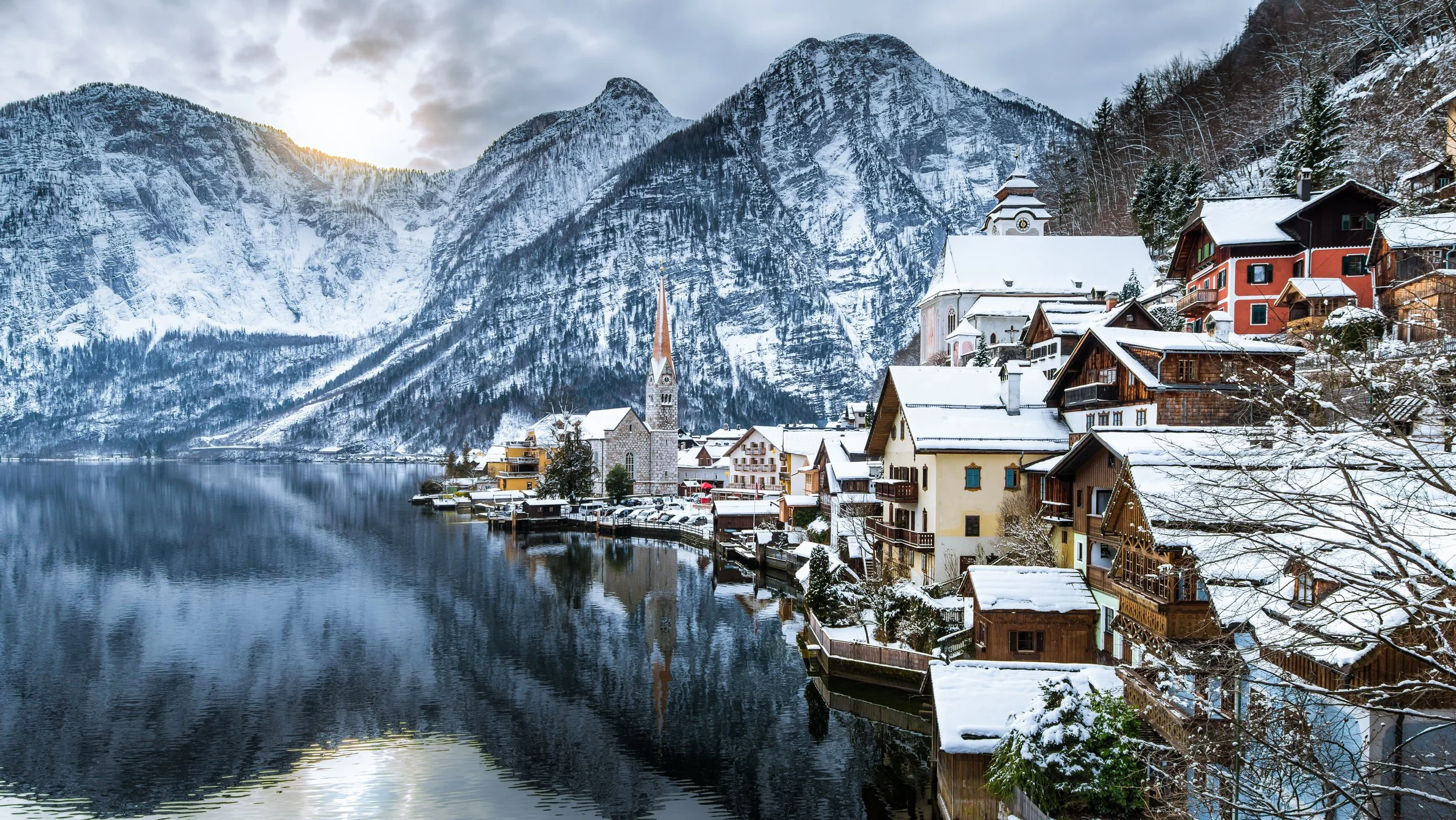 Travel to Hallstatt Austria in Winter.jpeg