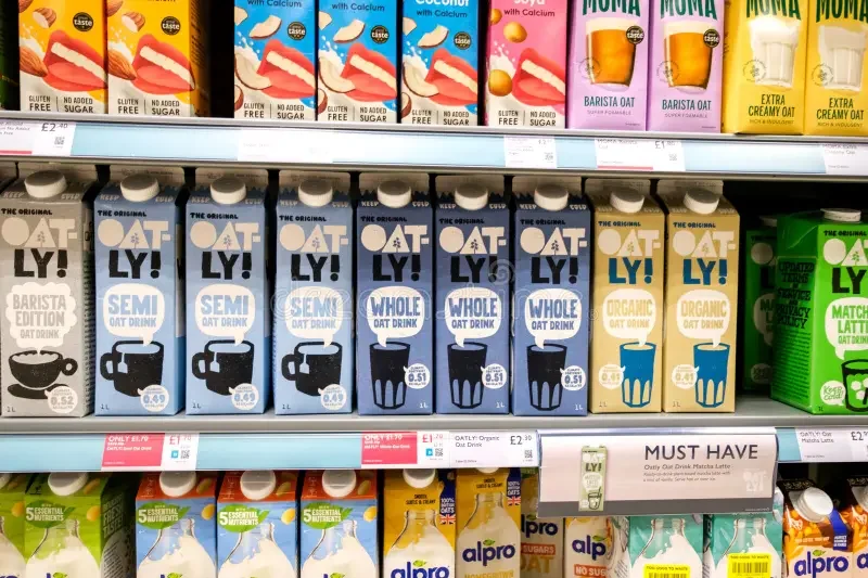 Oatly estrategia diferenciación diseño packaging