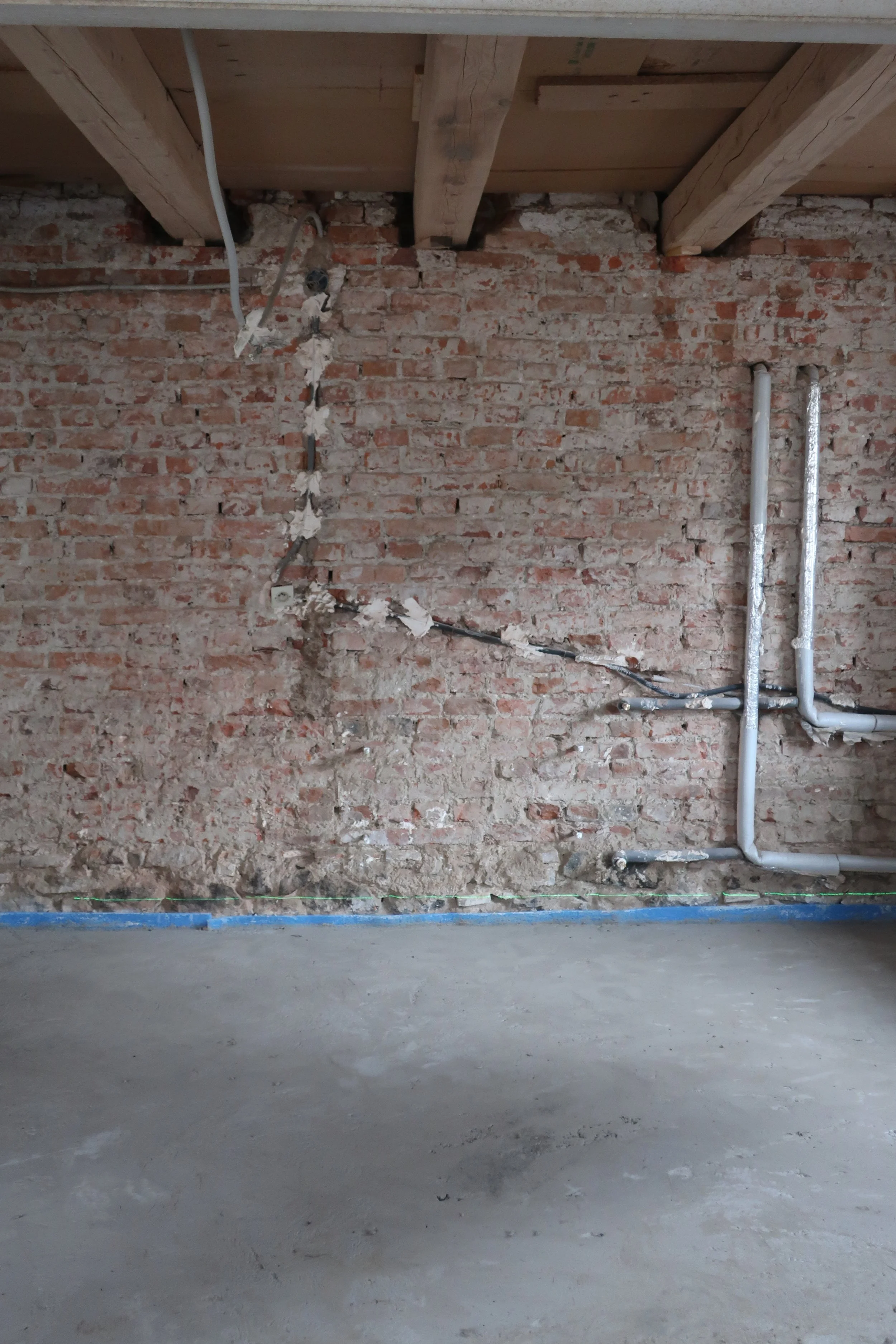 Dalle à la chaux isolée