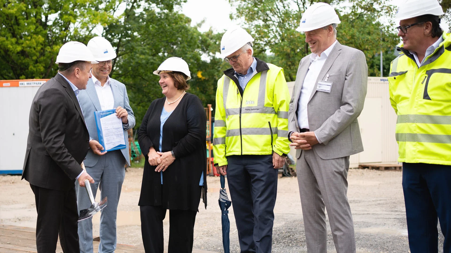 Besuch der Bauministerin in Geradstetten