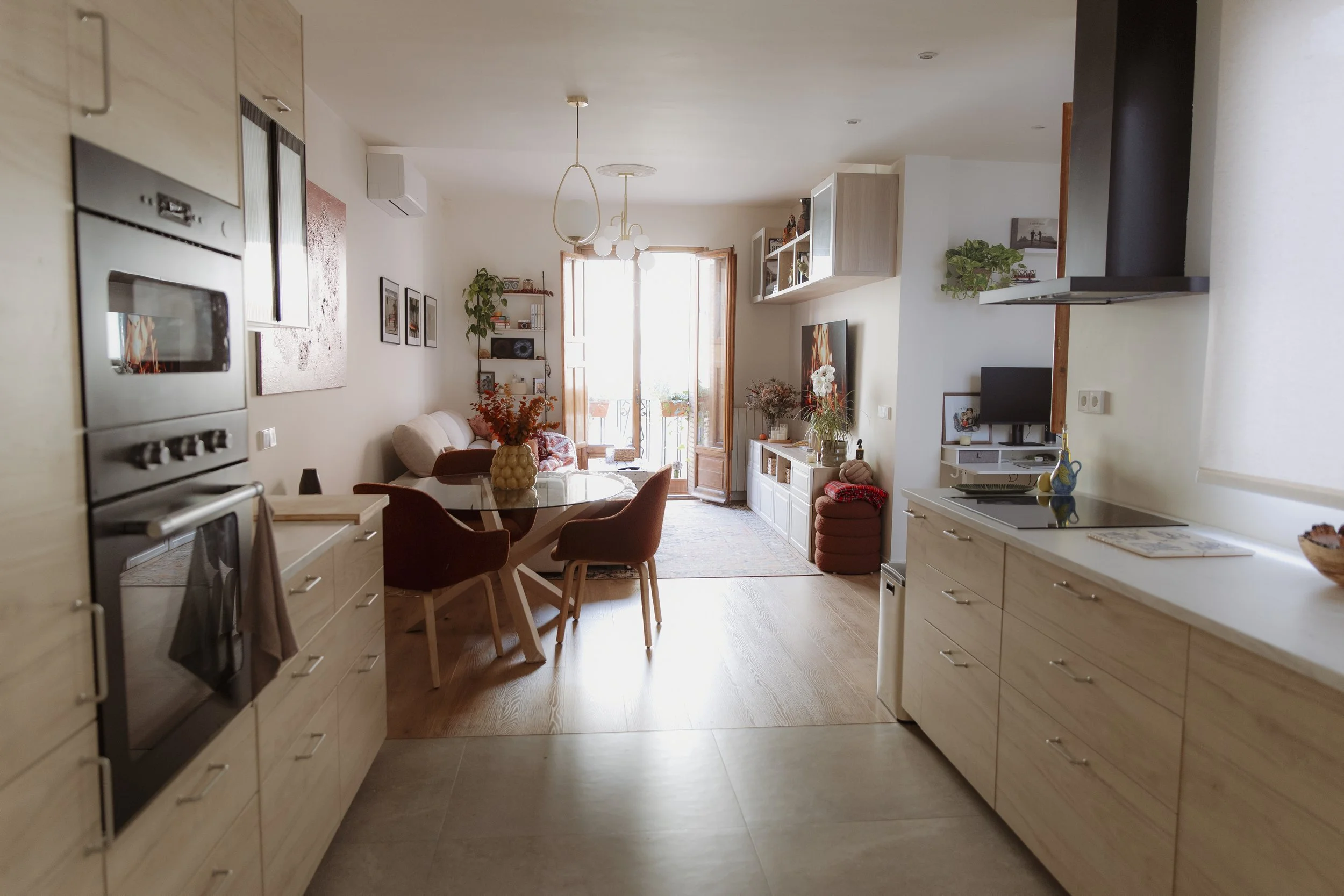 Short-term and monthly rental in Madrid’s city center – great for digital nomads, couples, and travelers