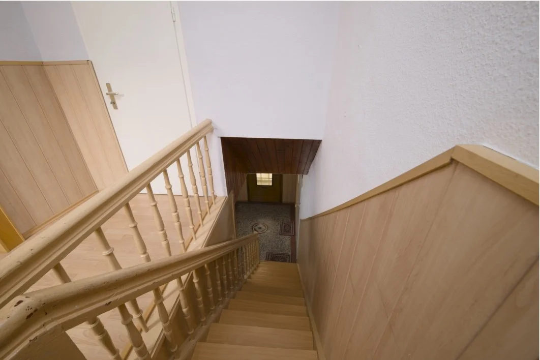 IV26008 - OG - Treppe.jpeg