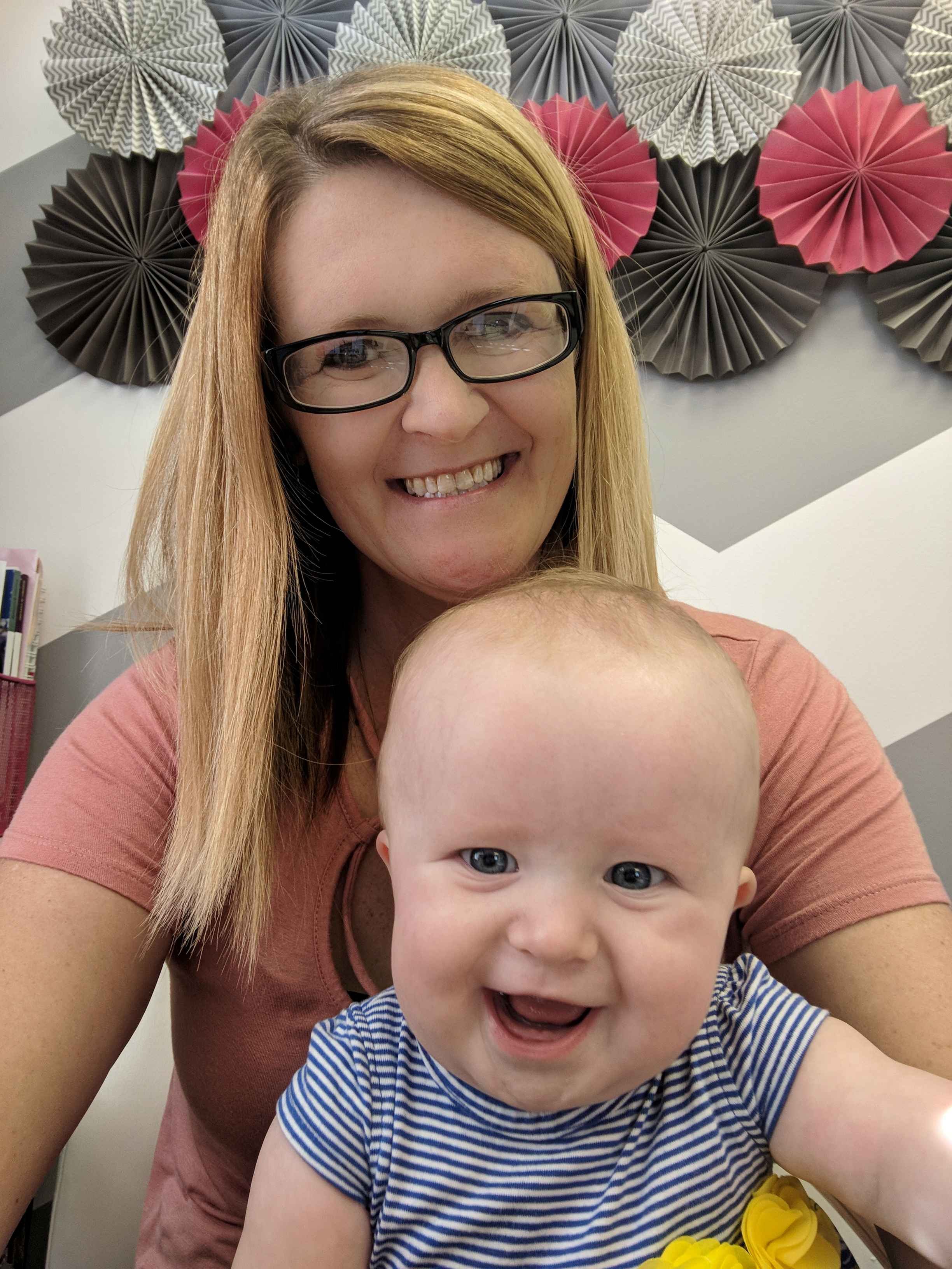 the hustle_studio_selfies (2).jpg