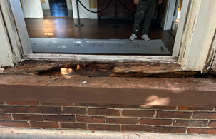 Davenport House Rotten sill.PNG