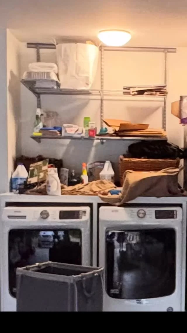 Laundry room— Just one of those hardworking spaces that is low on the priority list, adding to your #mentalload #homeorganization #sosatisfying #professionalorganizer #austintexas #austinmoms #lightenyourload #aicantdothis