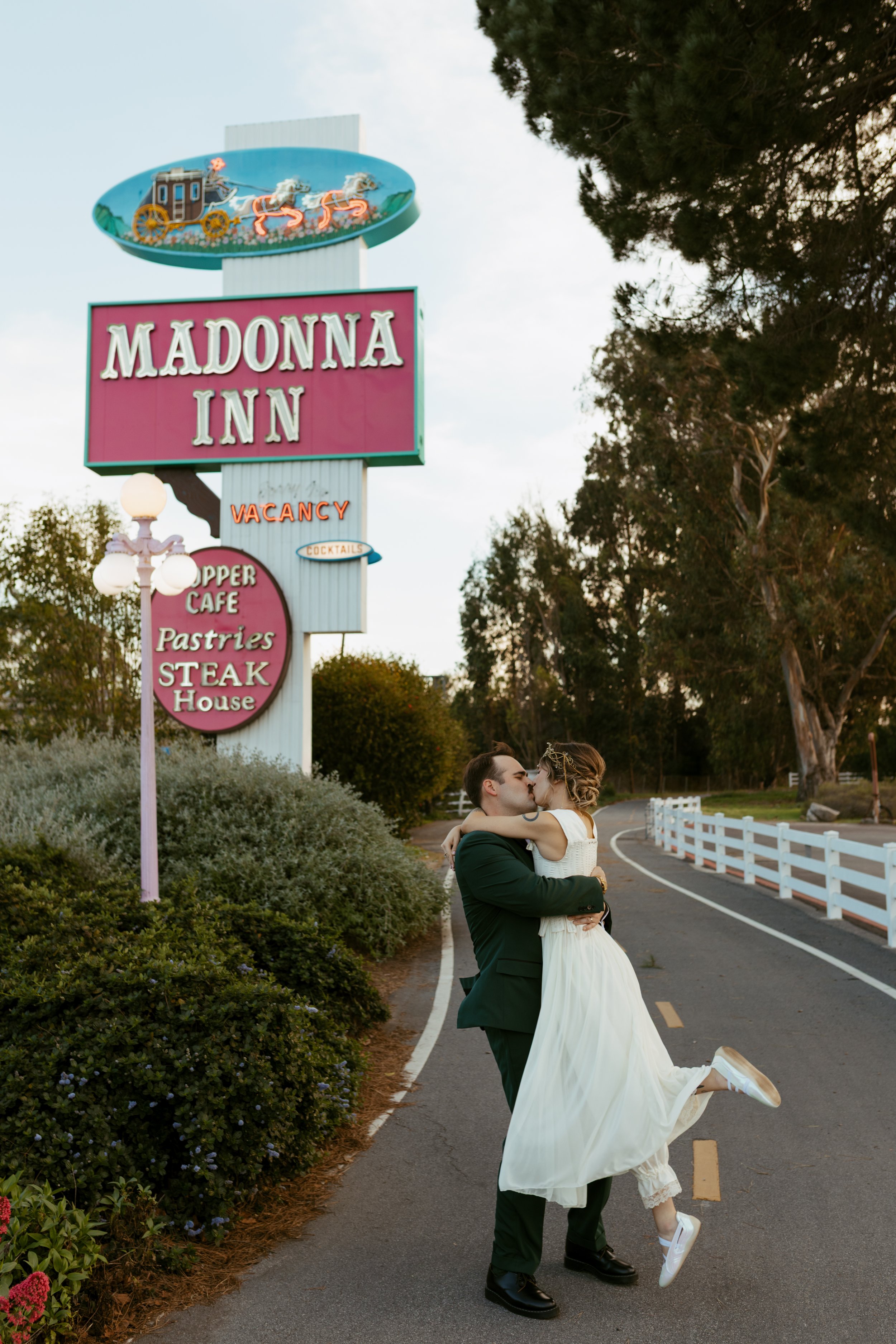 Madonna-Inn-Queer-Wedding-8.jpg