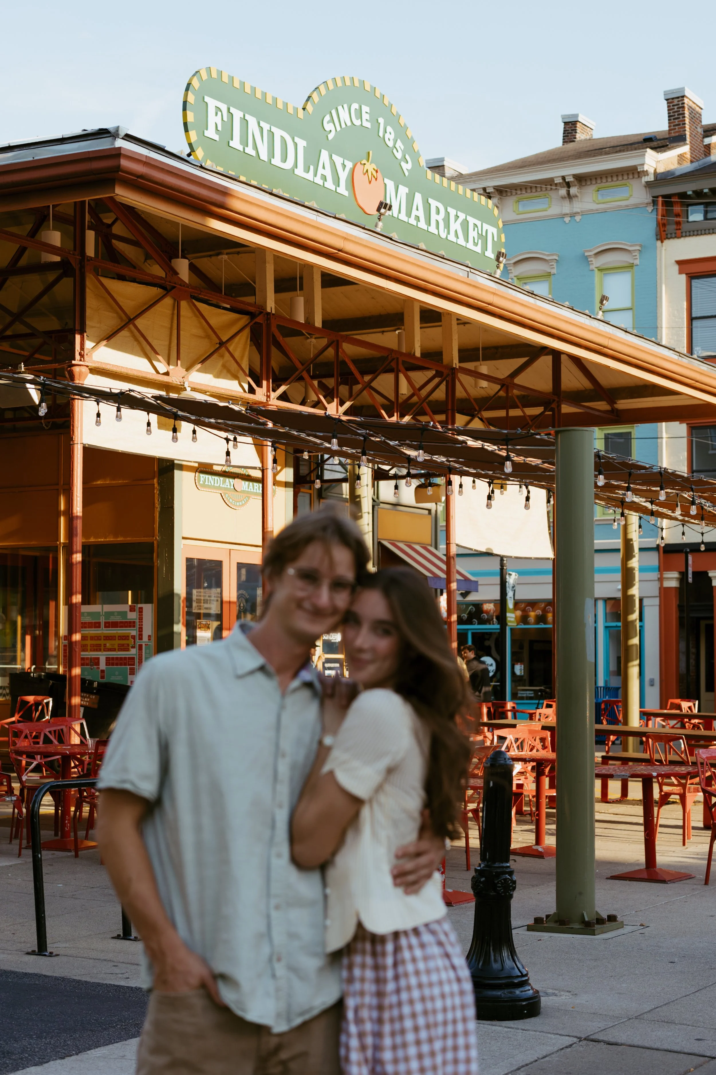 Findley-Market-couple-photos-74.jpg