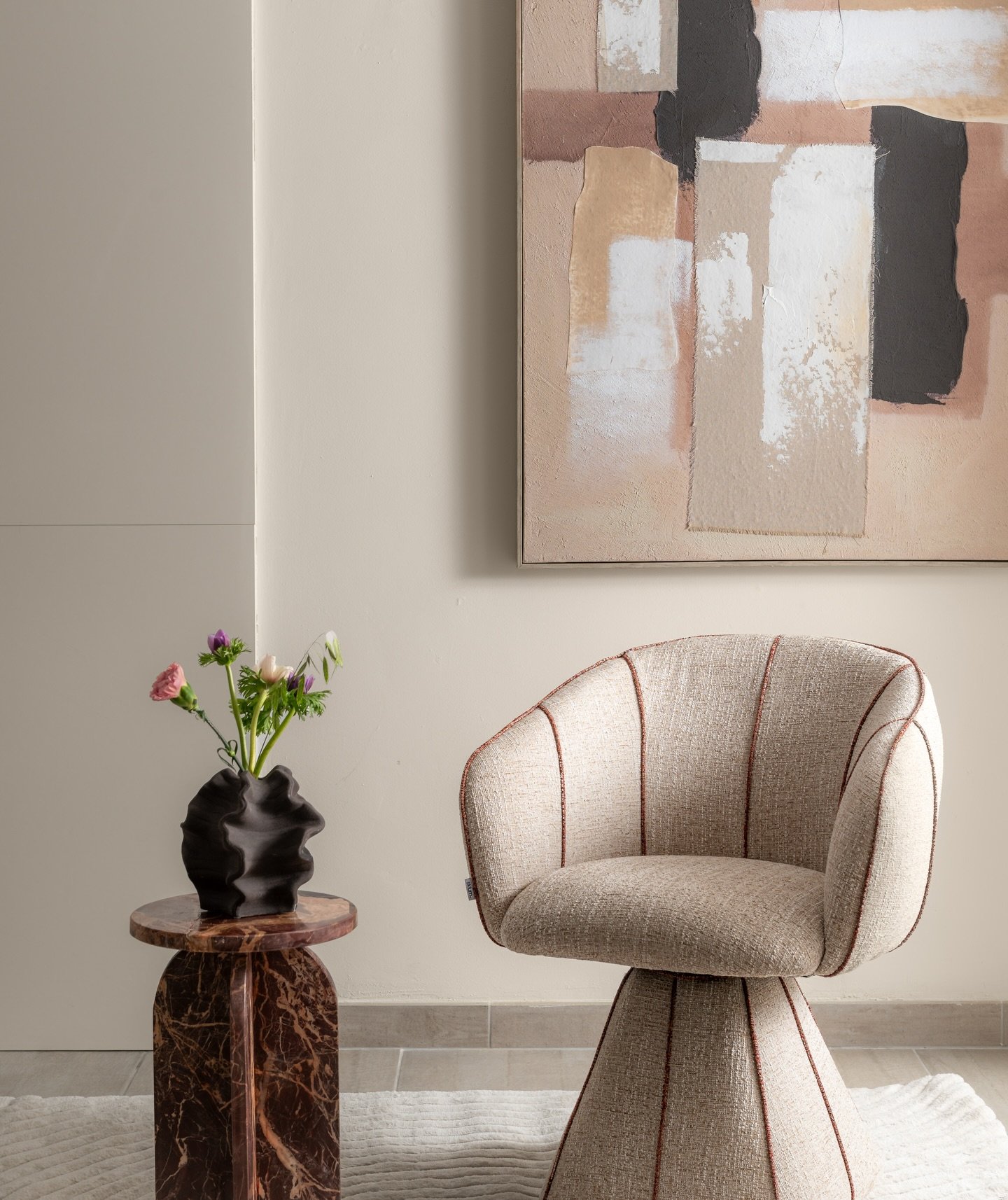 It&rsquo;s all in the details&hellip;

A first look at the newest member of our collection: The Duomo Cityview Apartment.

A stunning two-bedroom, two-bathroom residence overlooking the Como city skyline. Discover more on our website. Available for b