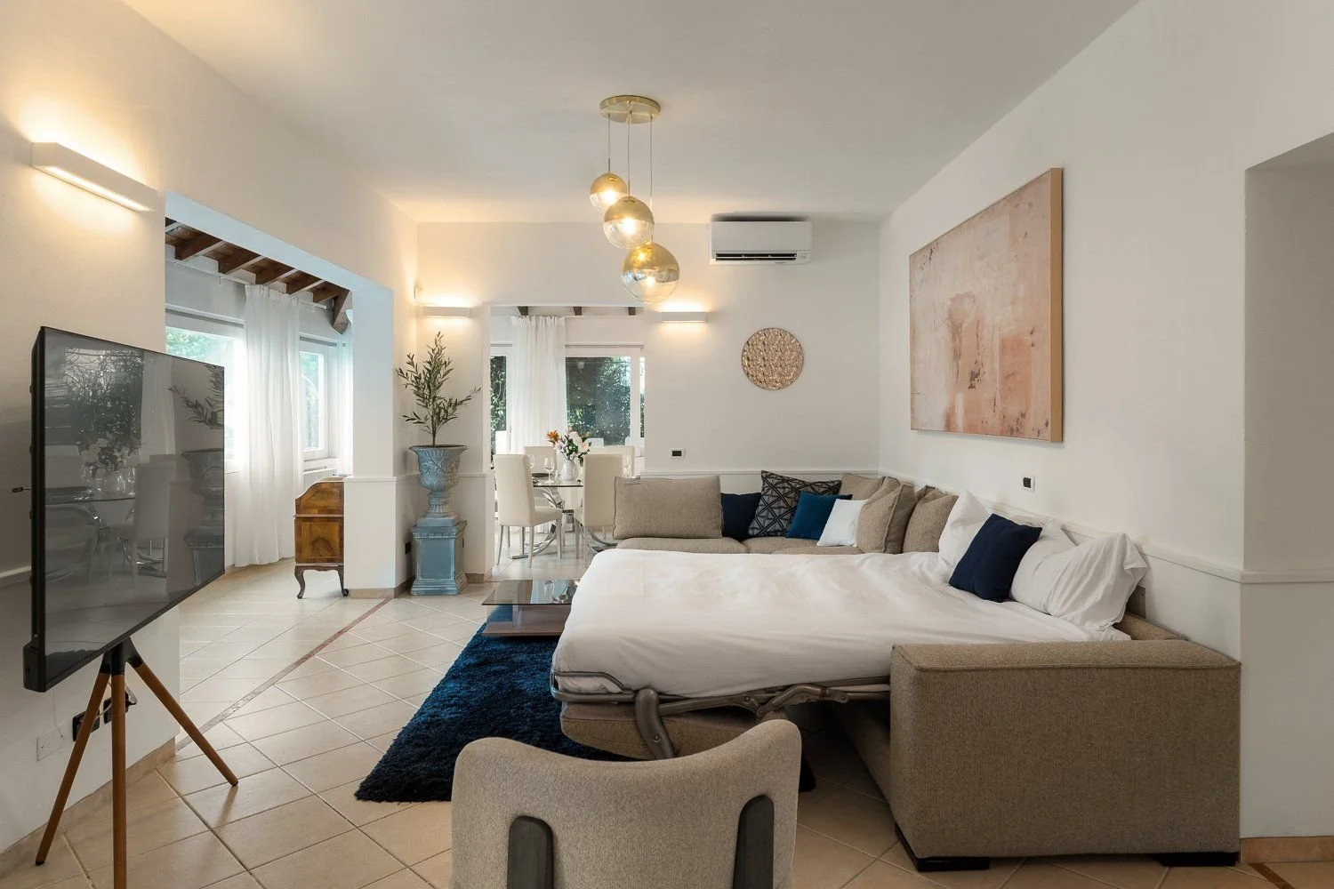 Living room 01.jpg
