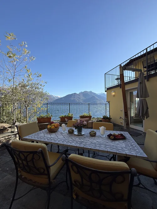 Garden, terraces & dock