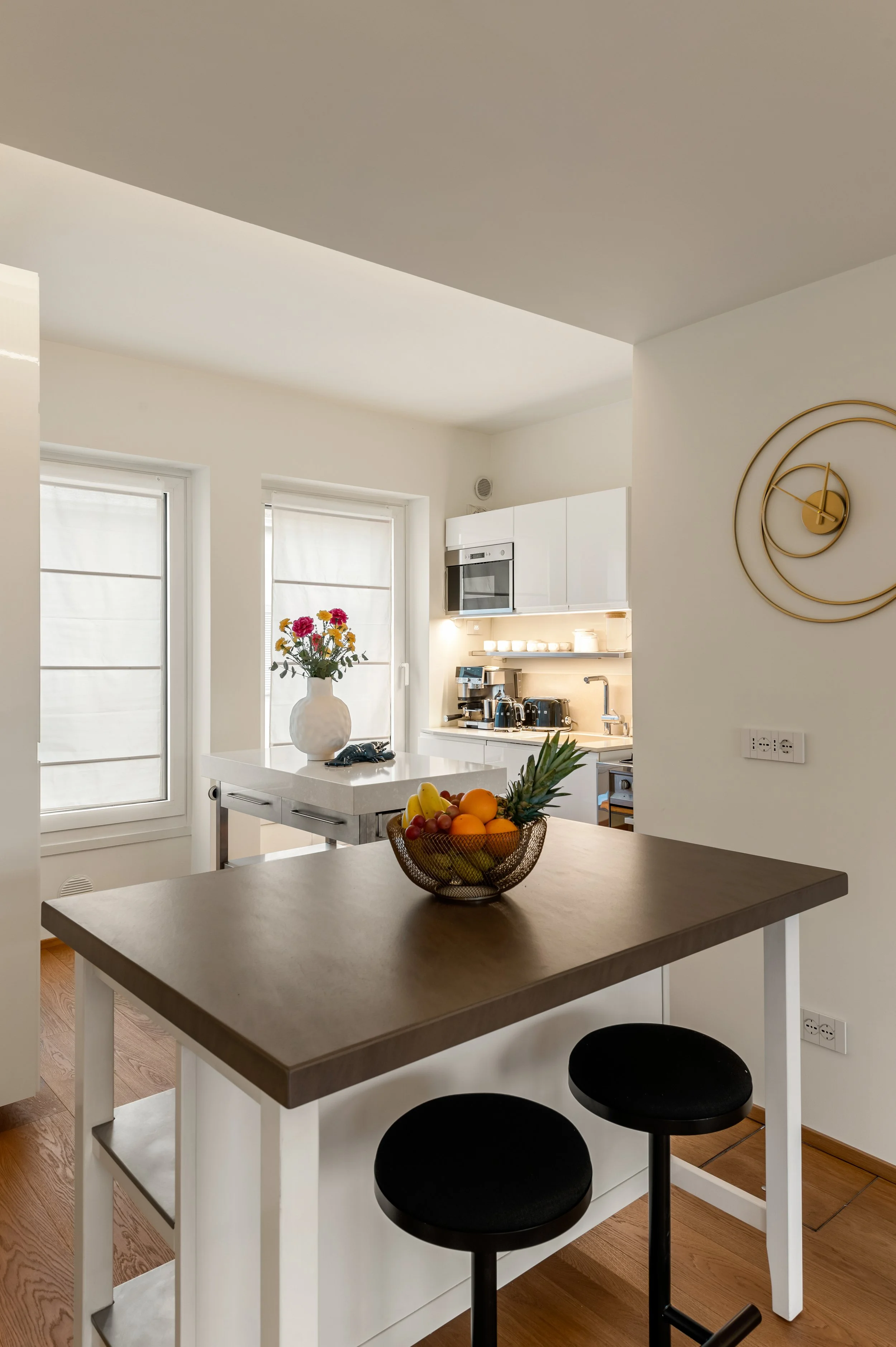 260411_via Fontana, Como_427.JPEG