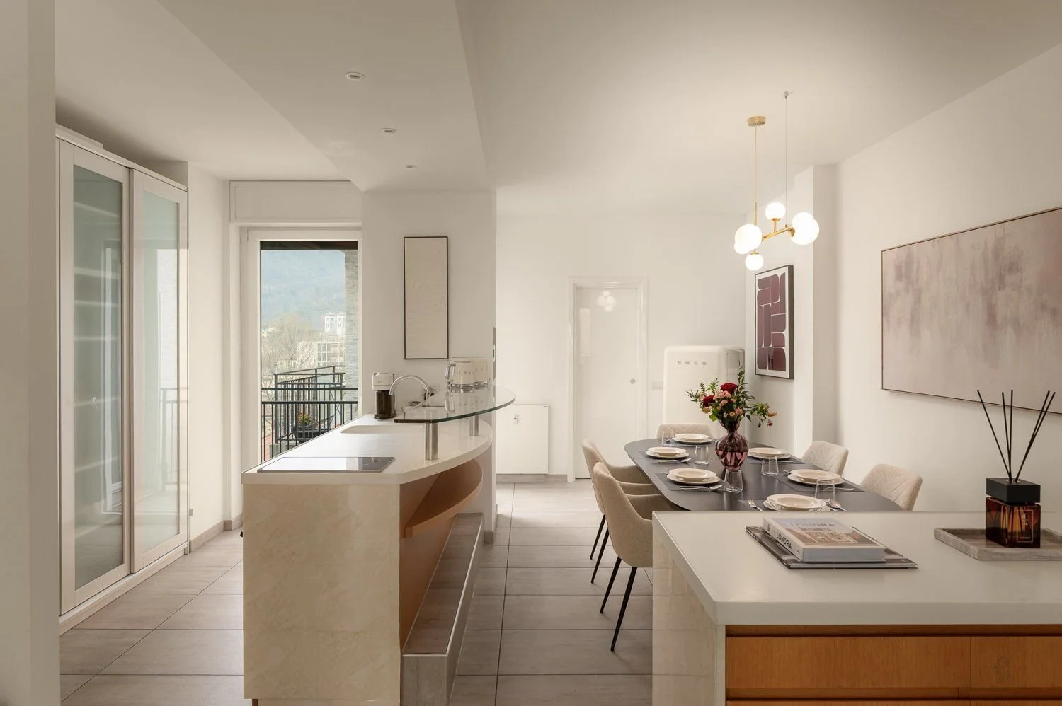 Kitchen 01.jpg