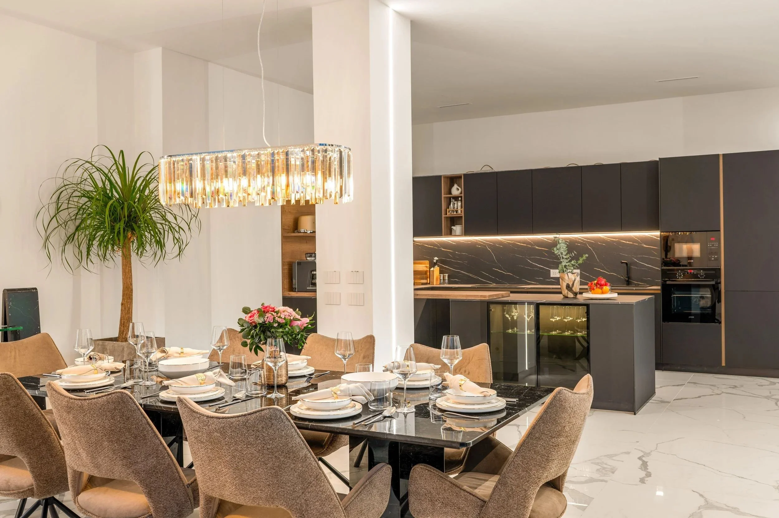 Dining area 01.jpg