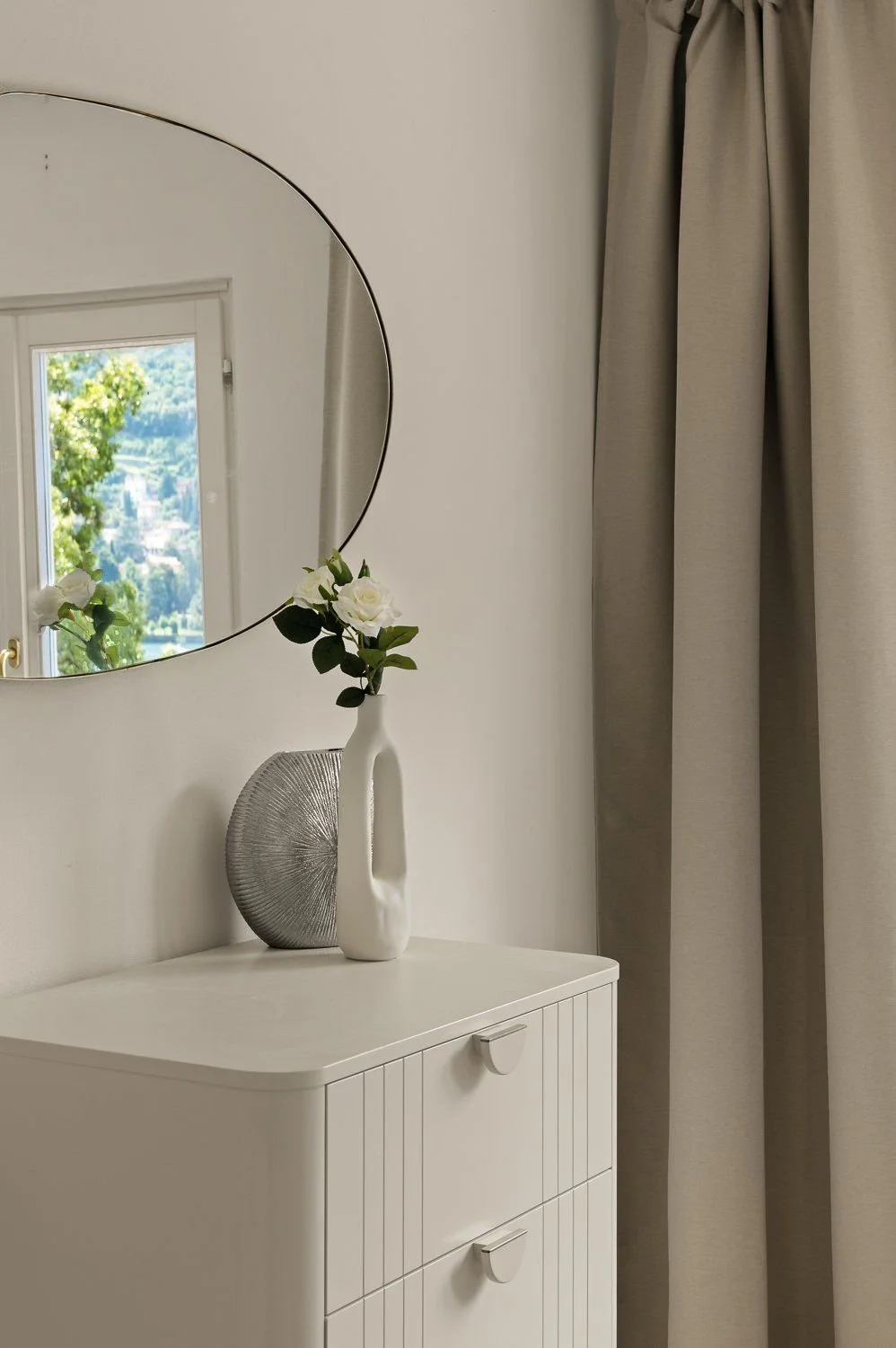 Bedroom 2 03.jpg