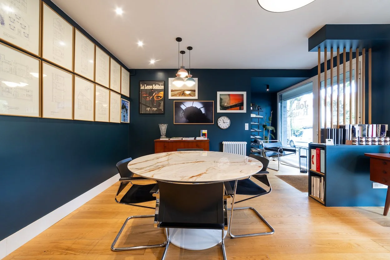 Transformation d’un magasin avec studio en attenant en agence d’architecture – surface de 50 m² – 2023