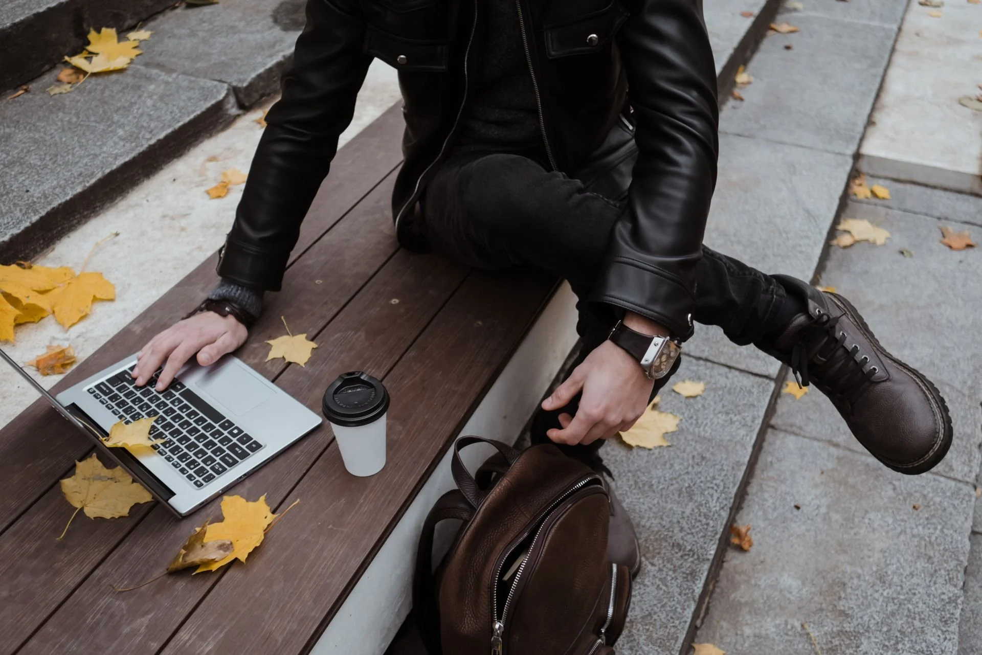 How to Turn Website Visitors into Paying Clients