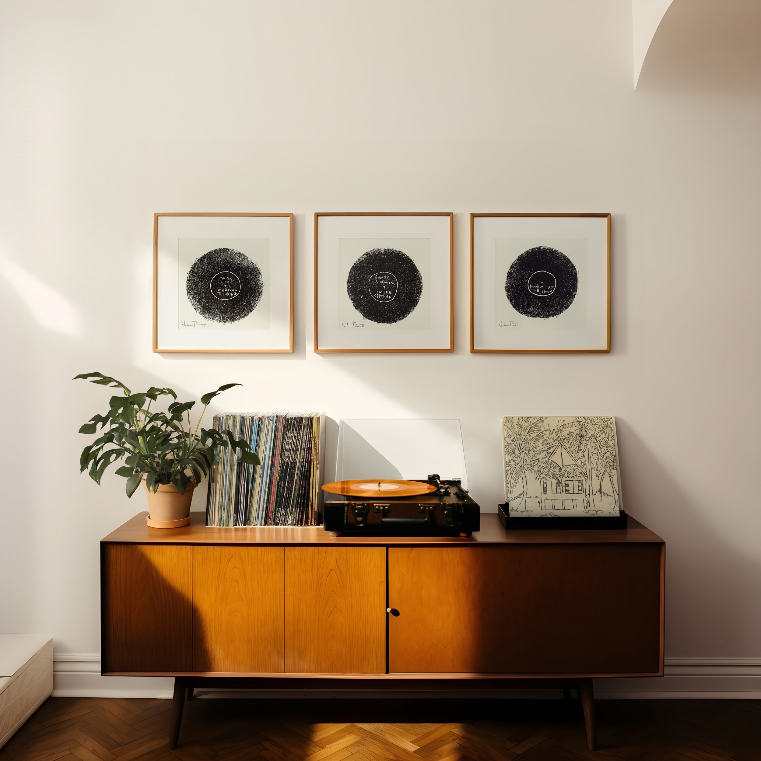3-square-frames-record-player-0070 copy.jpg