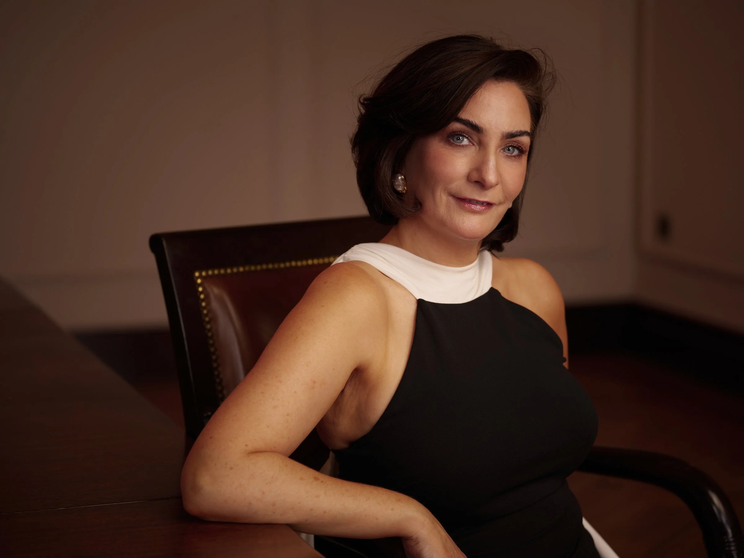 woman in black dress 
