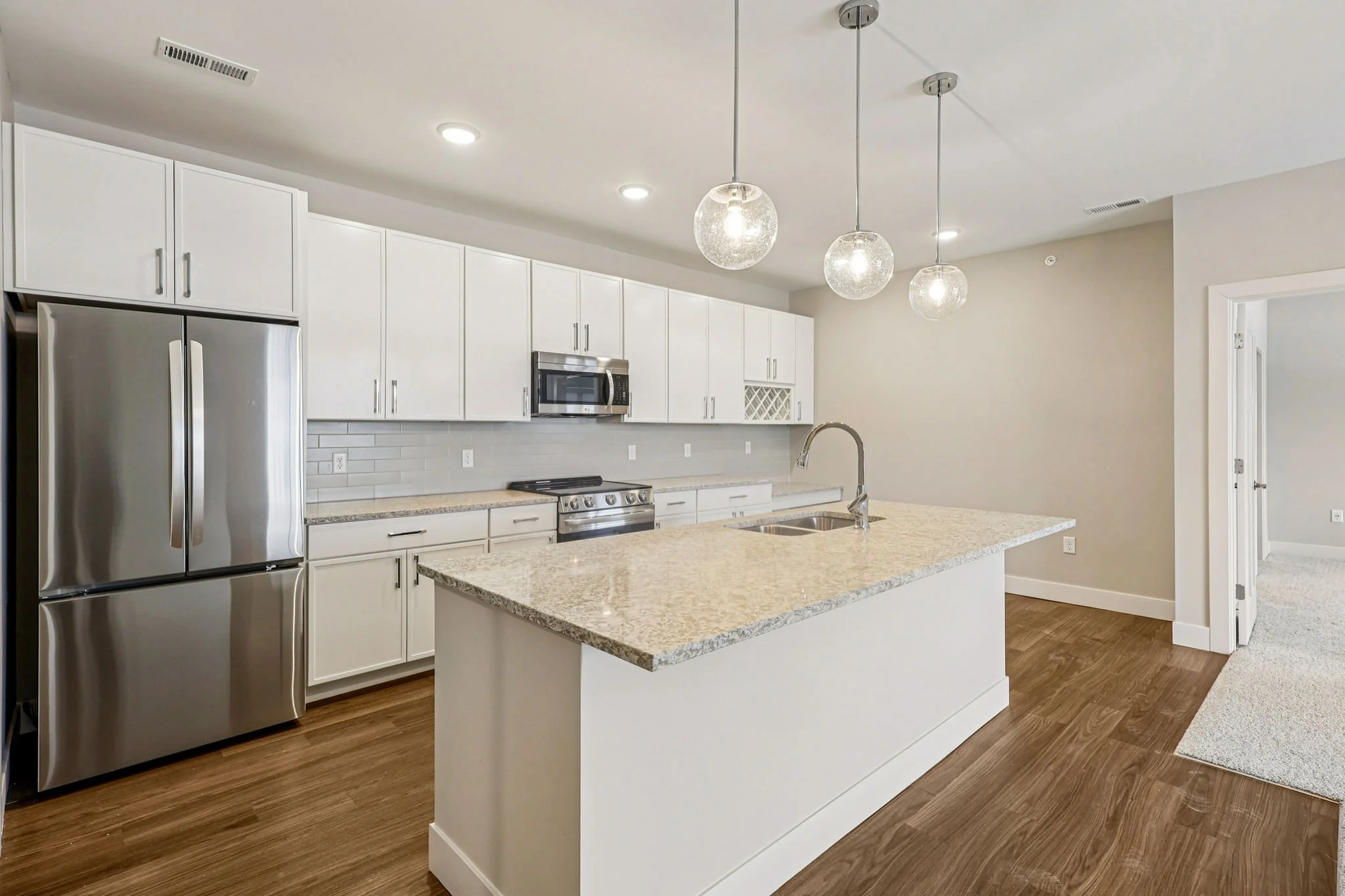 41-web-or-mls-939 Rosemary Ave Unit 301-S0502-009.jpg