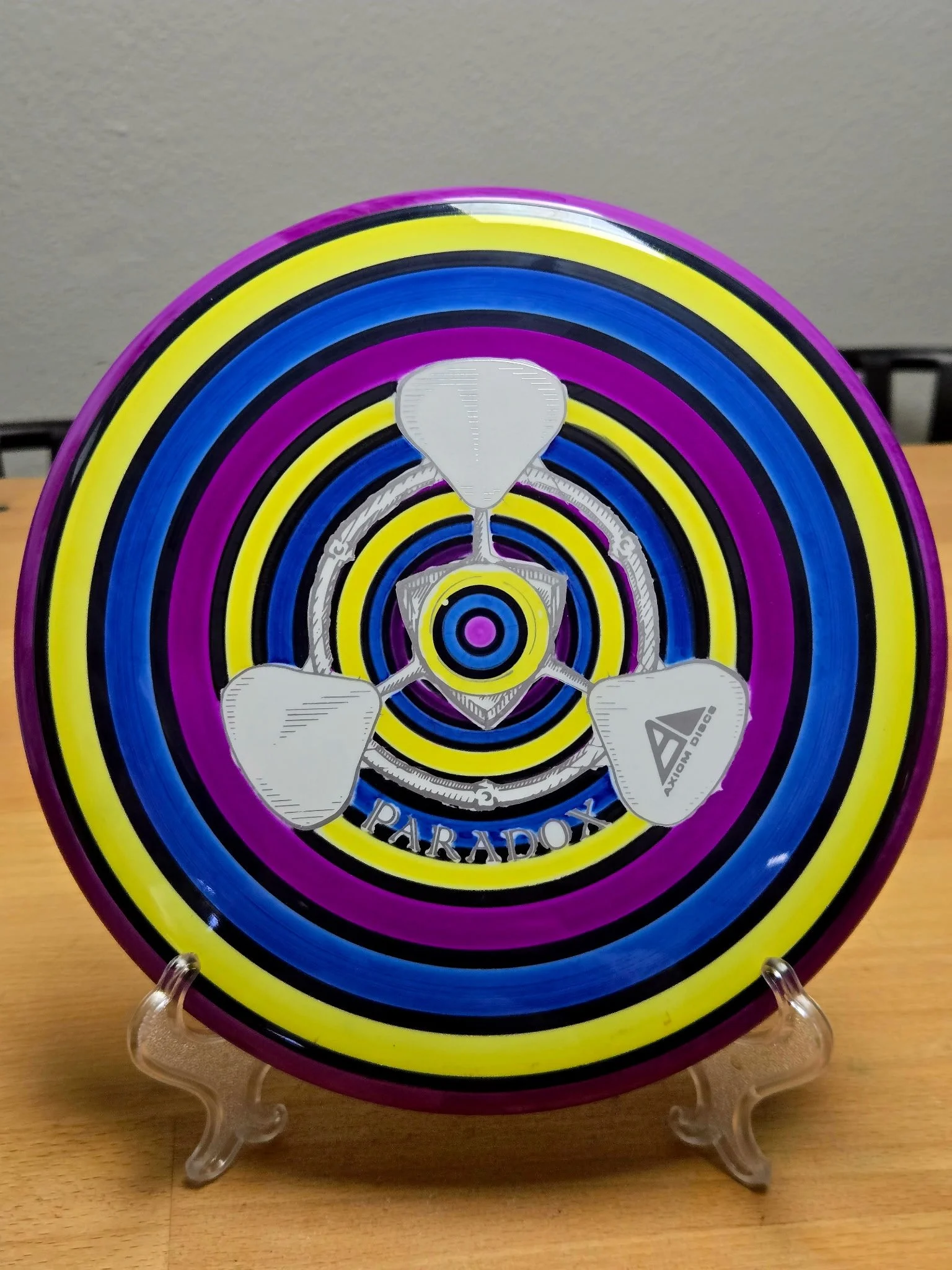 "Wonka" Neutron Paradox