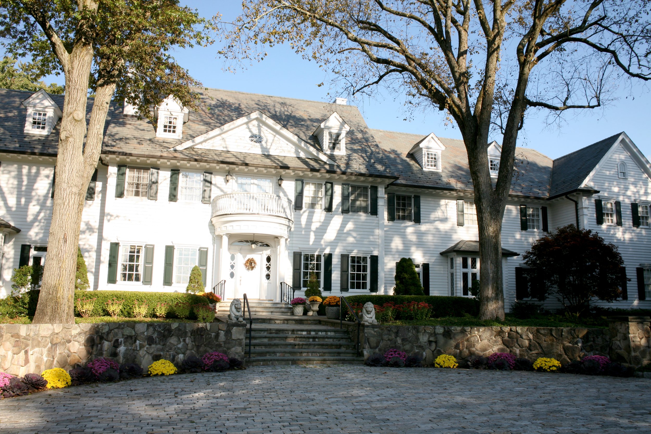 Is a Paver Driveway the Upgrade Your Home Has Been Missing?