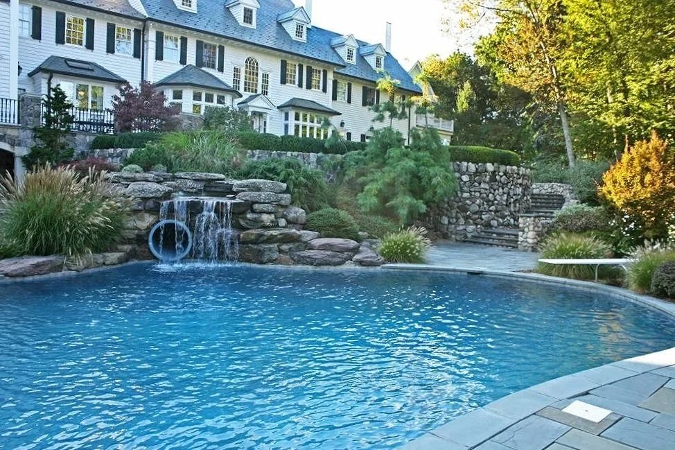 Top quality concrete pool in Wyckoff, NJ