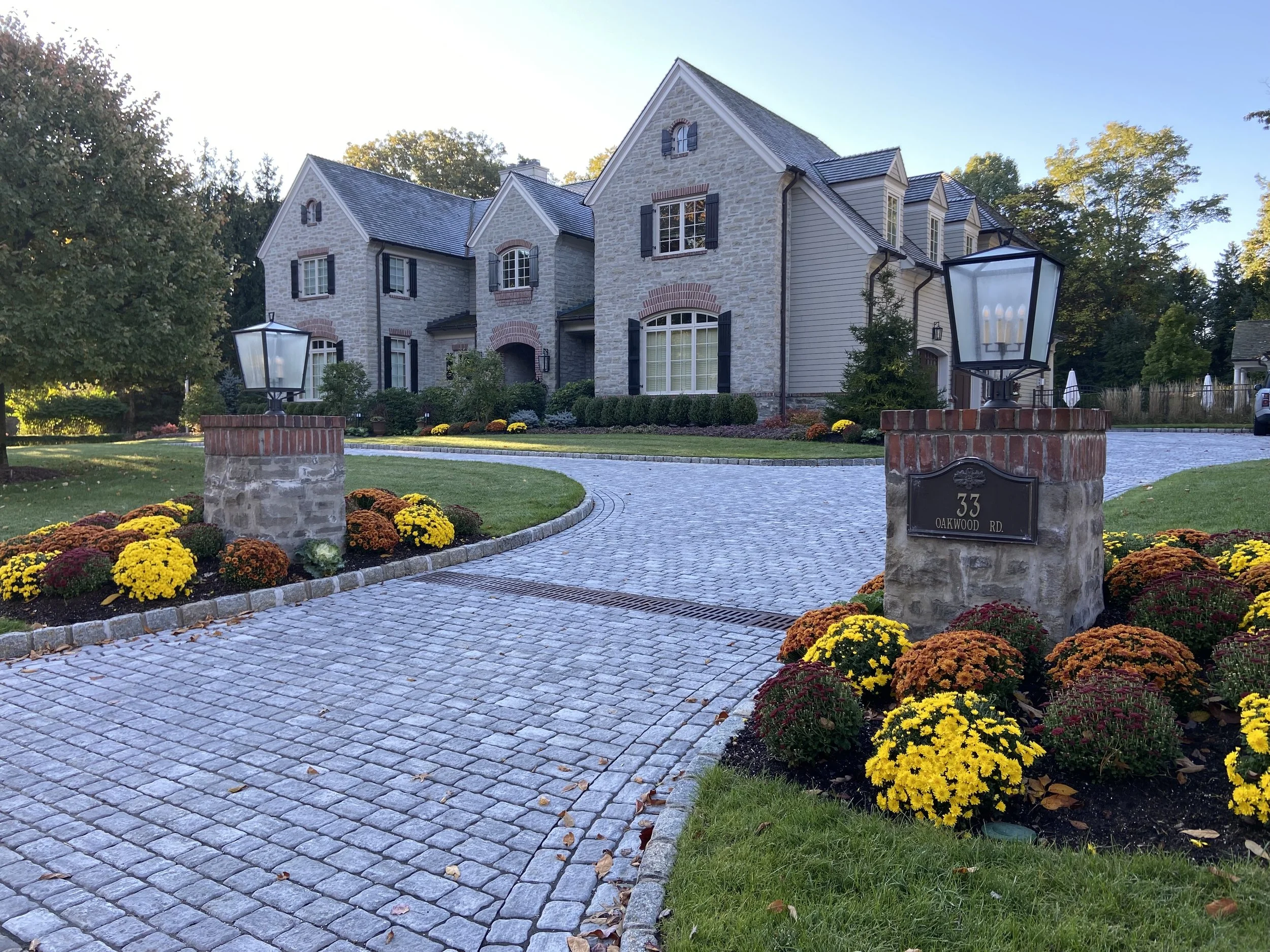 4 Ways a Paver Driveway Enhances the Front of Your Home in Mahwah, NJ
