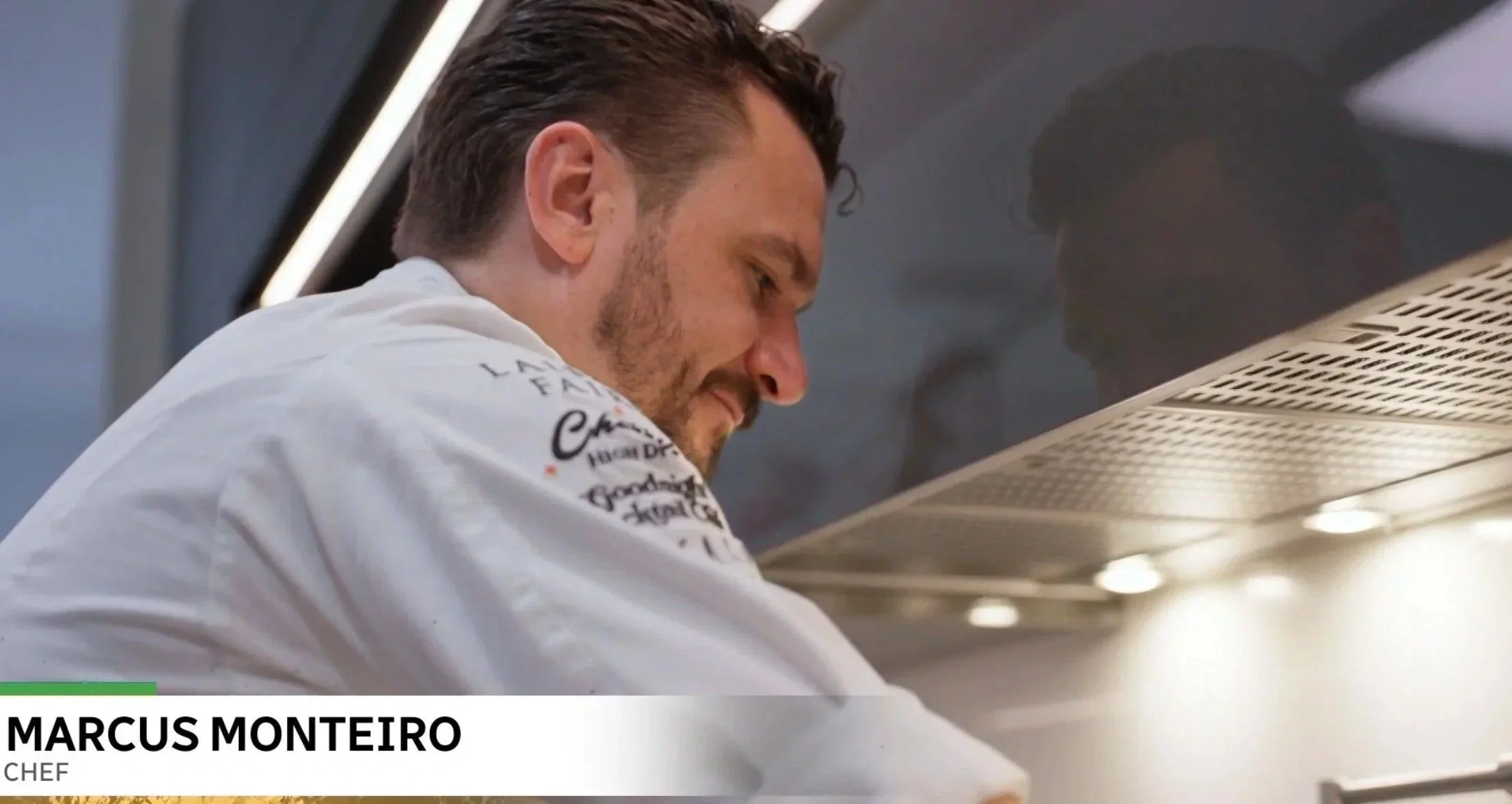 Blayre Turnbull - Olympic Family Meal
Chef Marcus Monteiro prepares the family meal as he sits down with Team Canada hockey player Blayre Turnbull to share the food, stories and support system behind her Olympic journey.