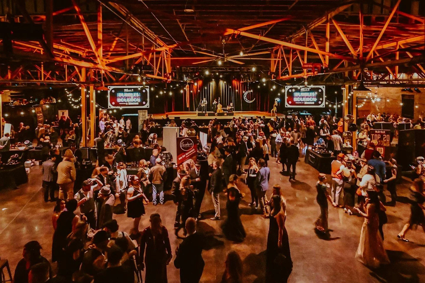 🎉 Today through December 1 you can score early bird tickets to @bubblesbourbon for just $49 (plus fees). VIP tickets are $119 (plus fees). 🍾

Step back in time to the glamorous era of the 1920s. Bubbles &amp; Bourbon, Nashville's Speakeasy Soiree, 