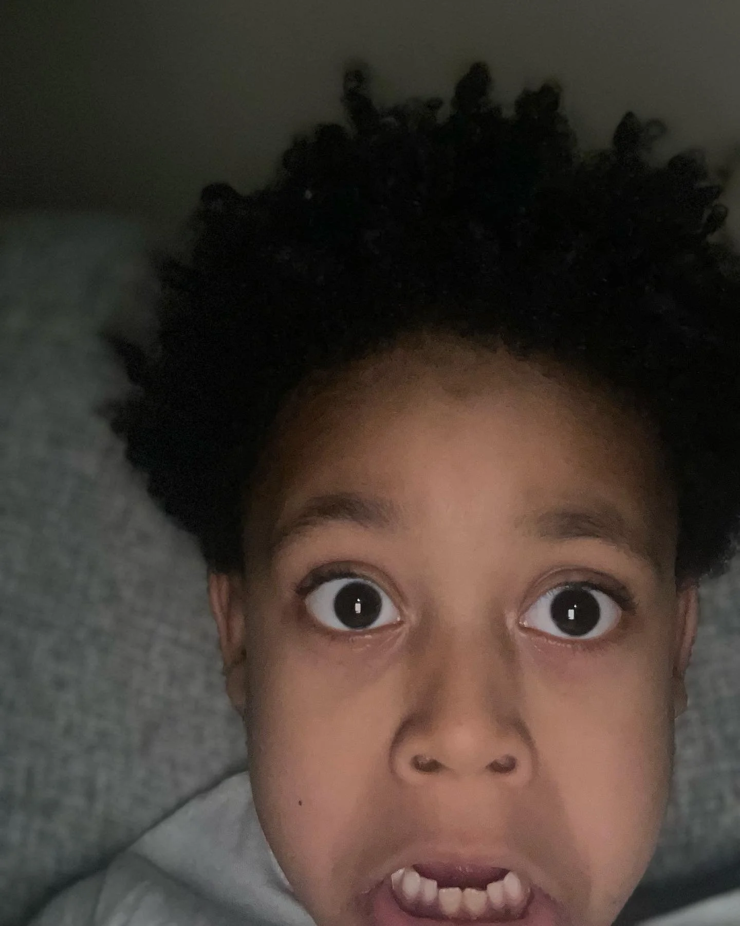 mom&rsquo;s phone storage is lit #ZacZacTark