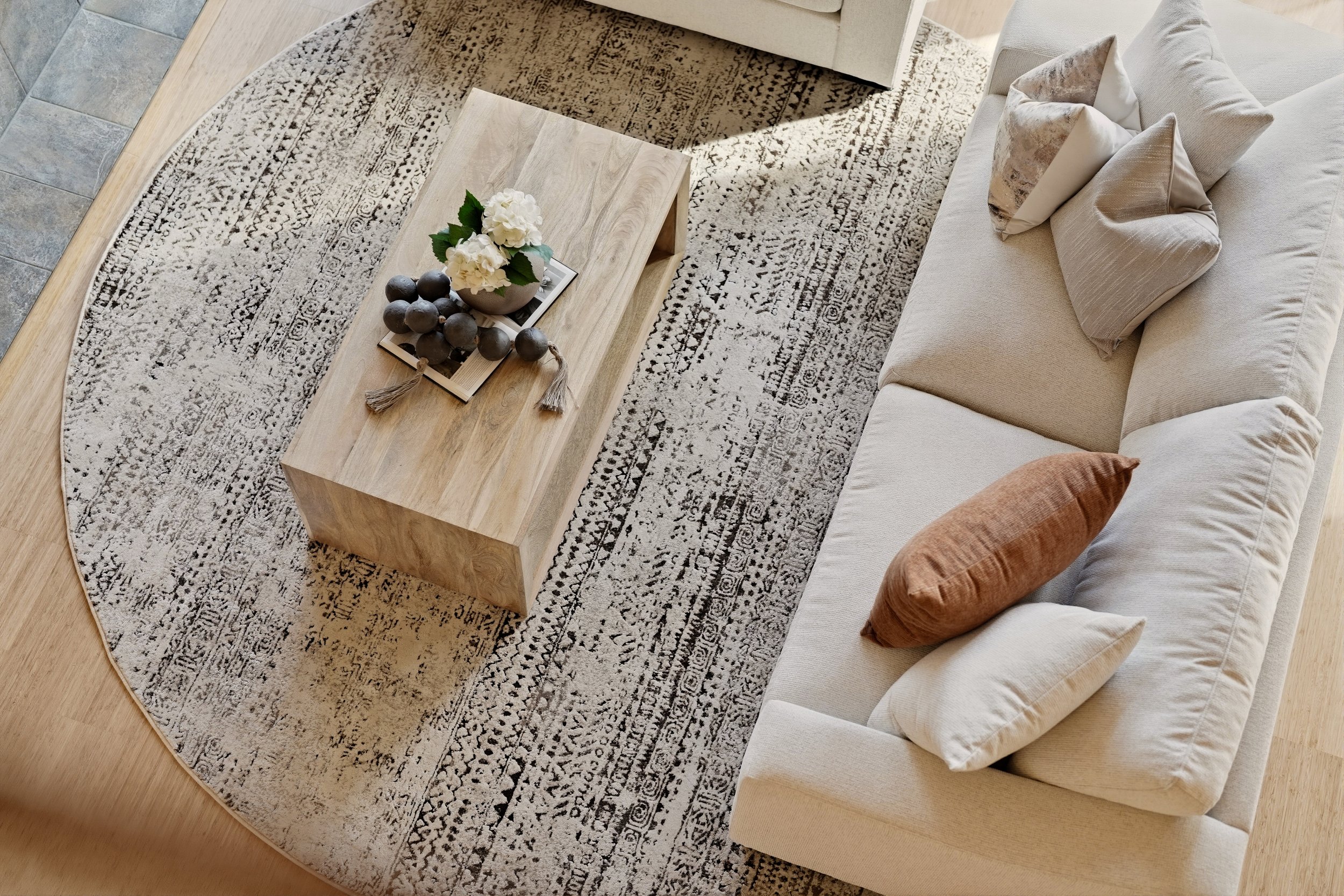 Inside-Media-Hodin Detail-4.JPG