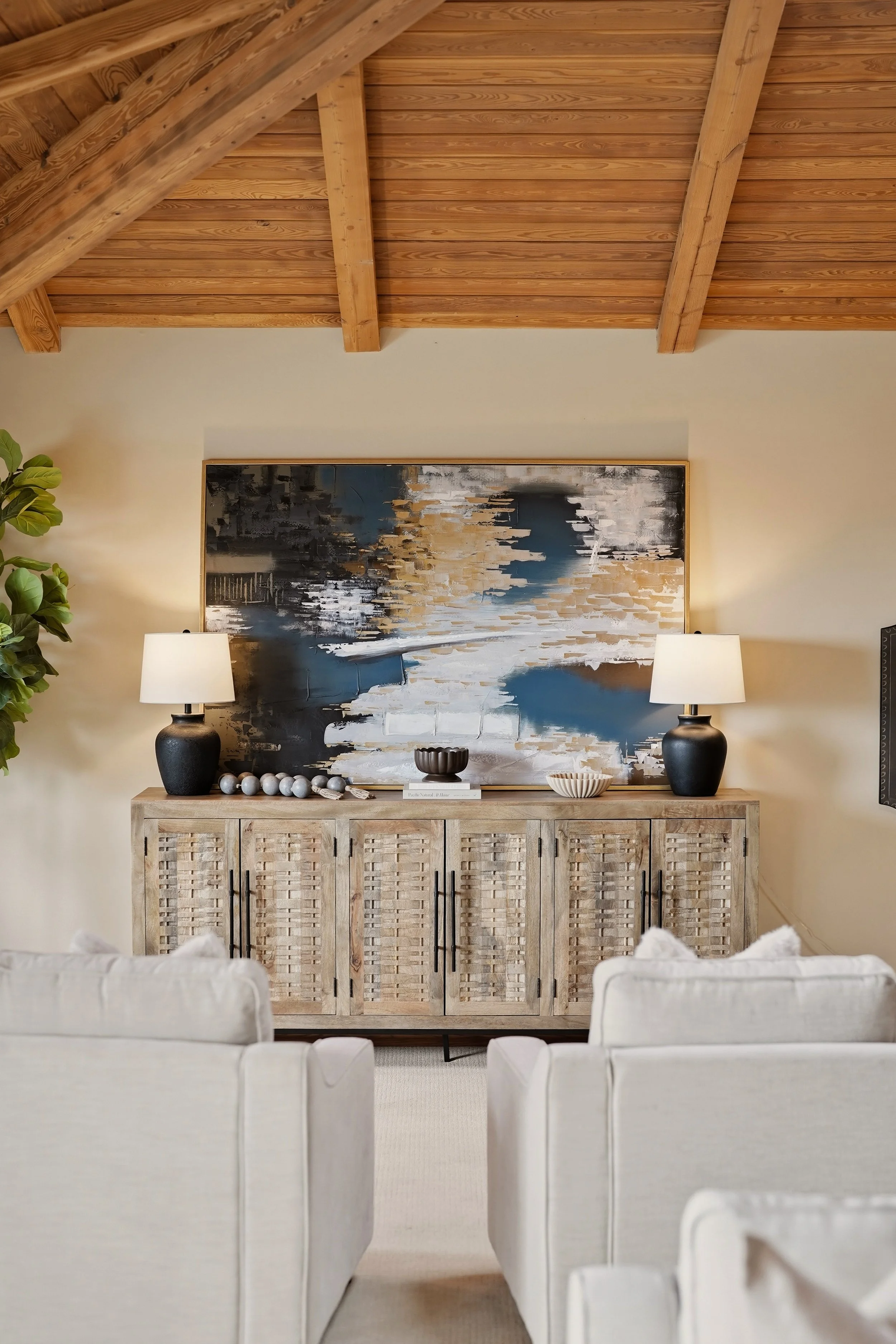 Inside-Media-Horizon Detail-4.jpg
